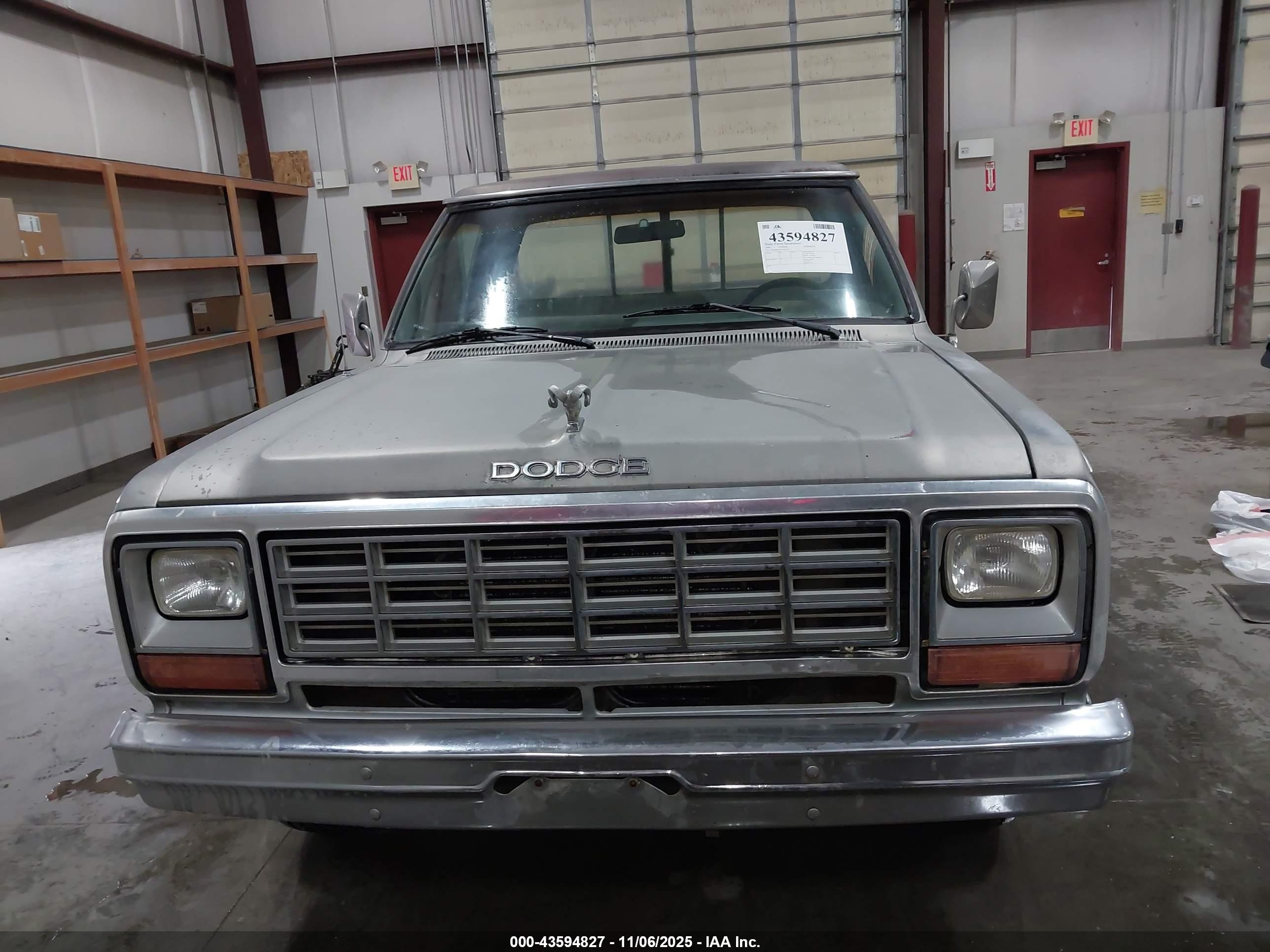 1984 Dodge D-series D300/d350 Gray vin: 1B7KD3416ES326270