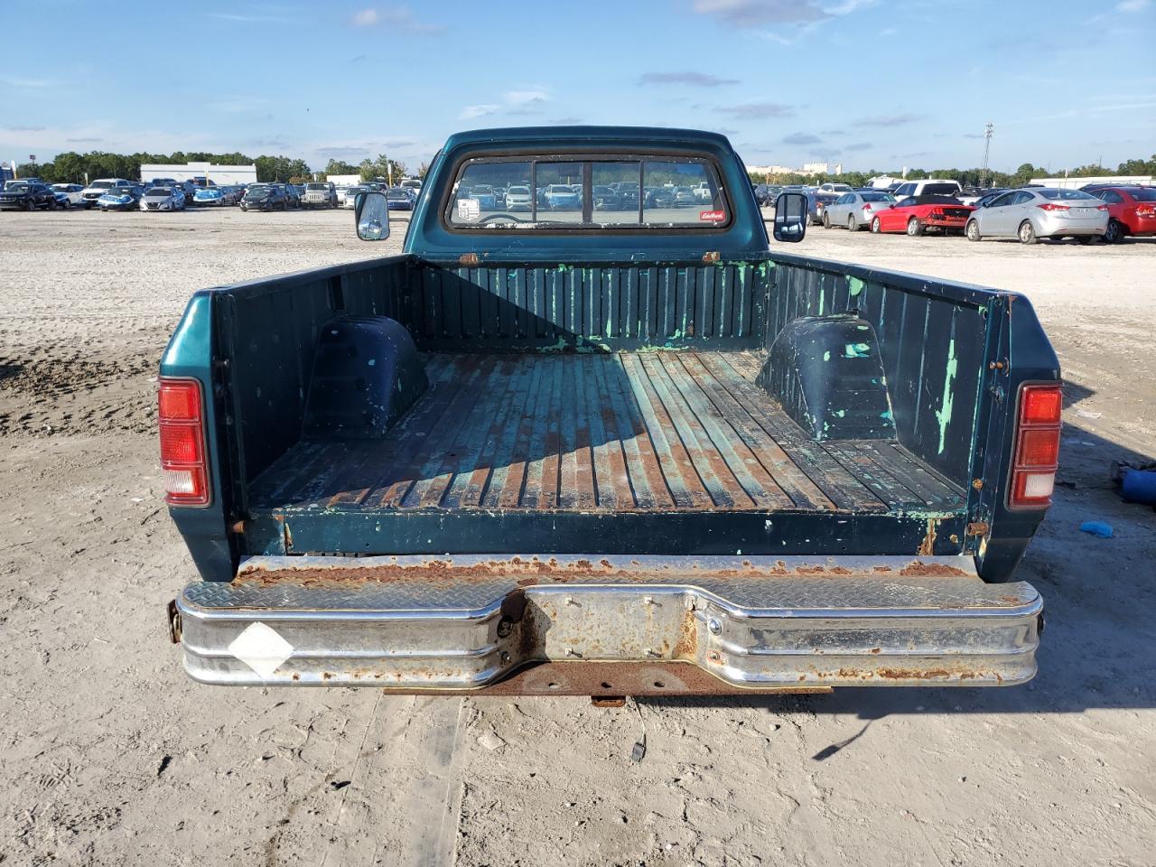 1985 Dodge D-series D300 Green vin: 1B7KD34W7FS621228