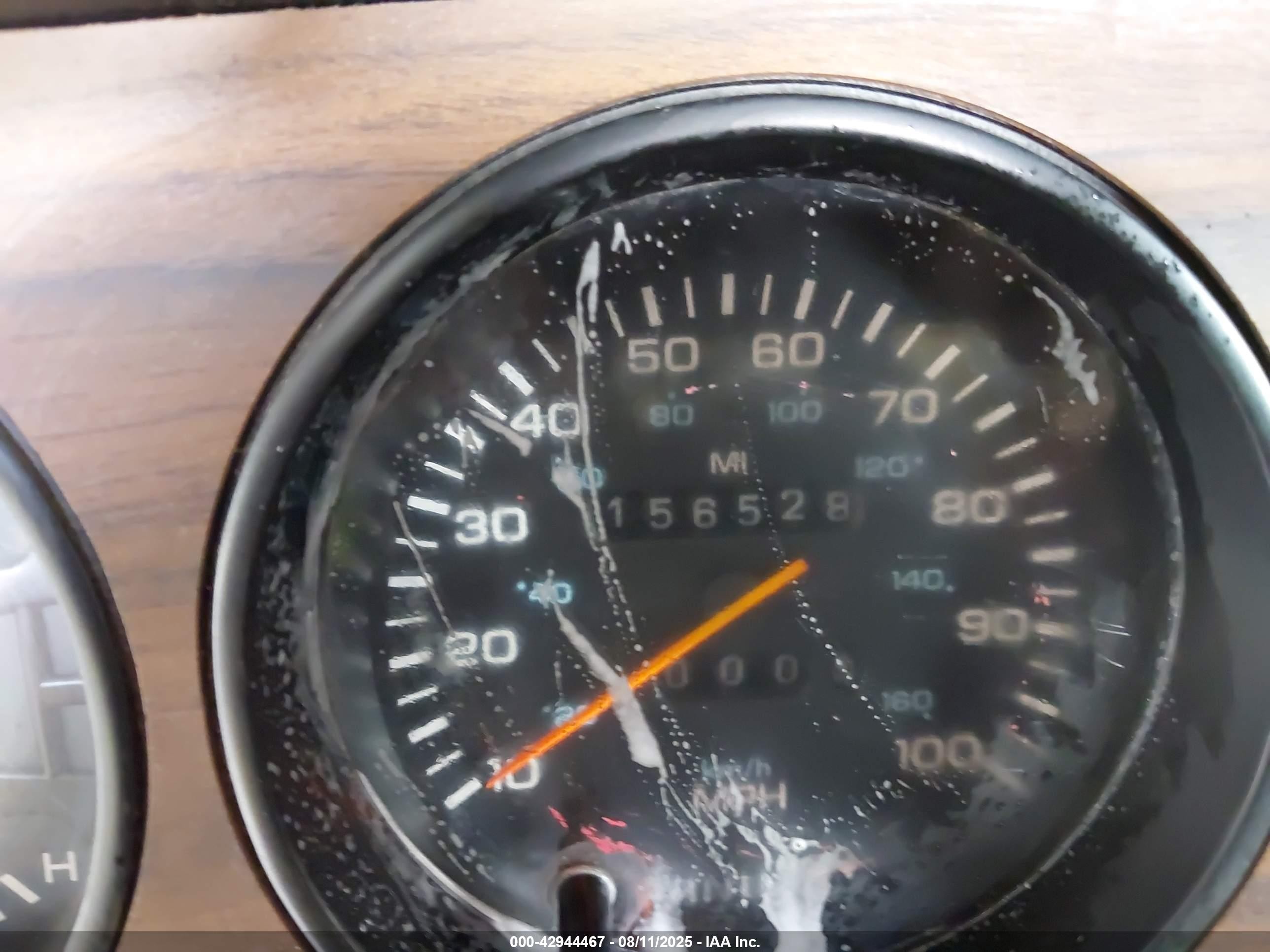 1991 Dodge D-series D200/d250 White vin: 1B7KE2682MS200195