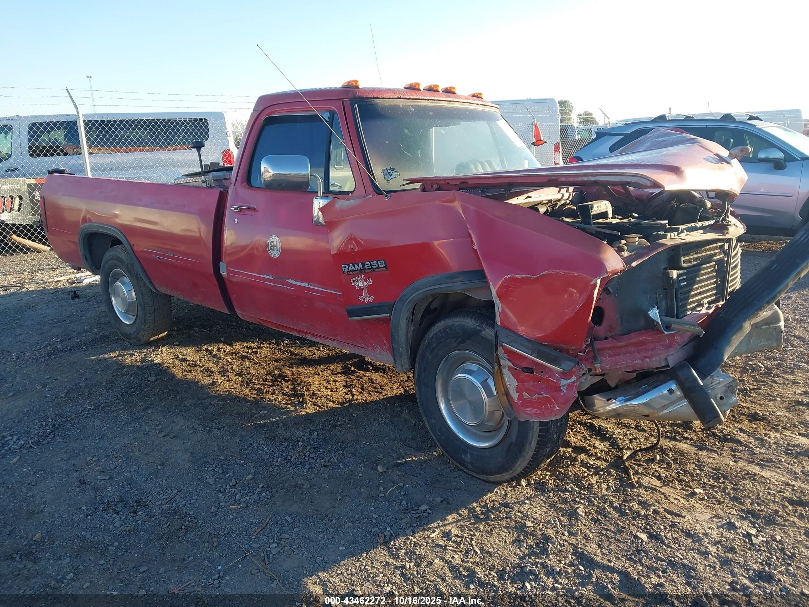 1991 Dodge D-series D200/d250 Red vin: 1B7KE2686MS258942