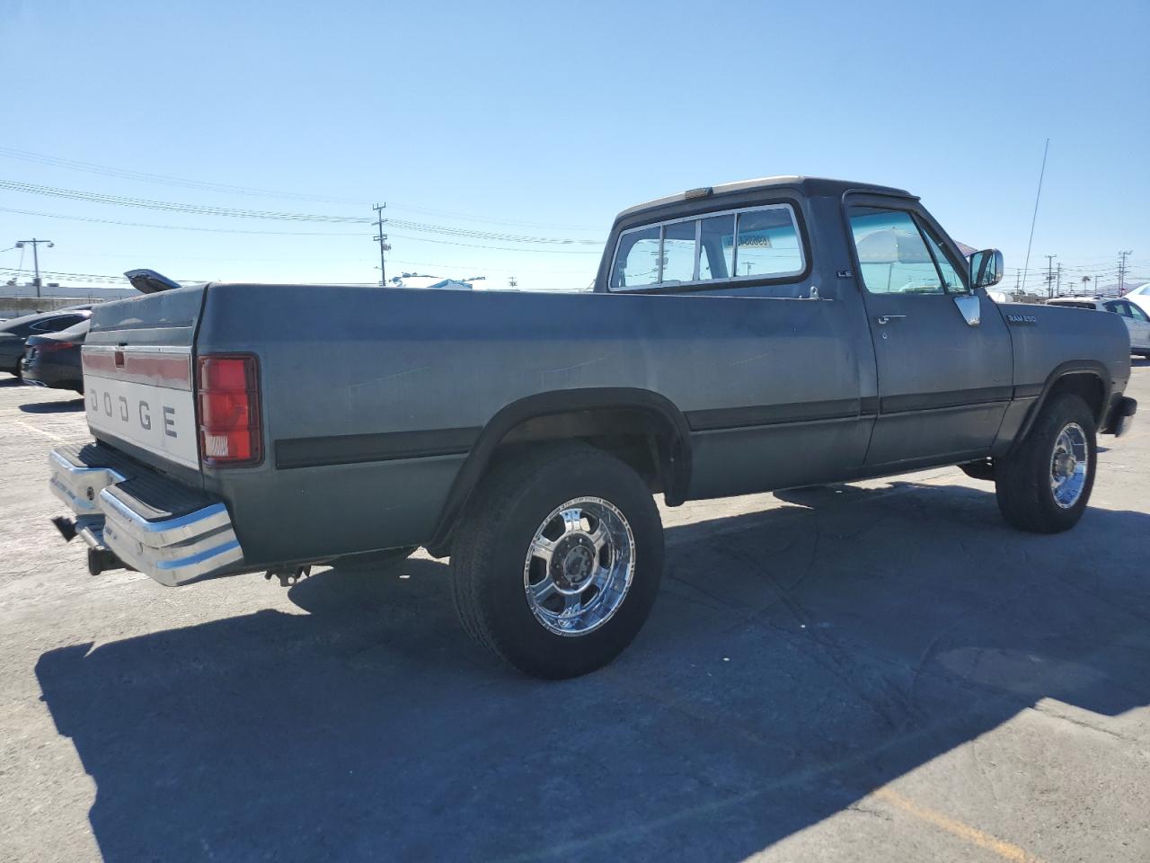 1992 Dodge D-series D200 Gray vin: 1B7KE26C6NS607023