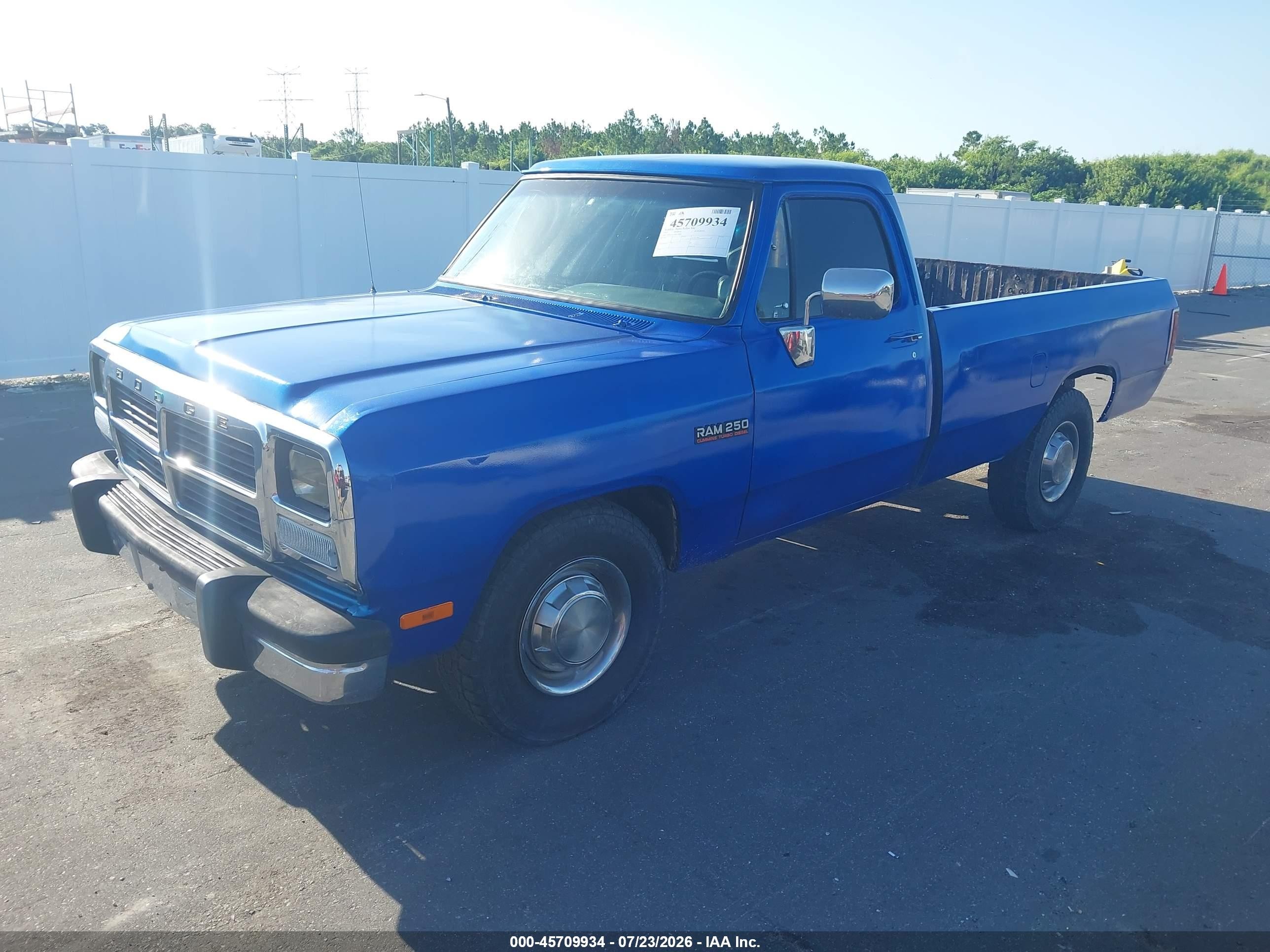 1993 Dodge D-series D200/d250 Blue vin: 1B7KE26C8PS118688
