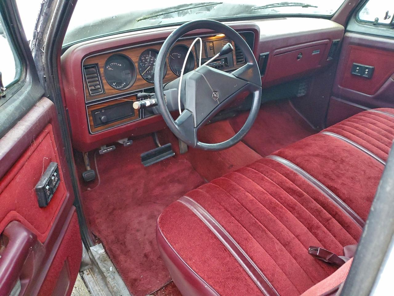 1990 Dodge D-series D200 Серебряный vin: 1B7KE26Z0LS653237