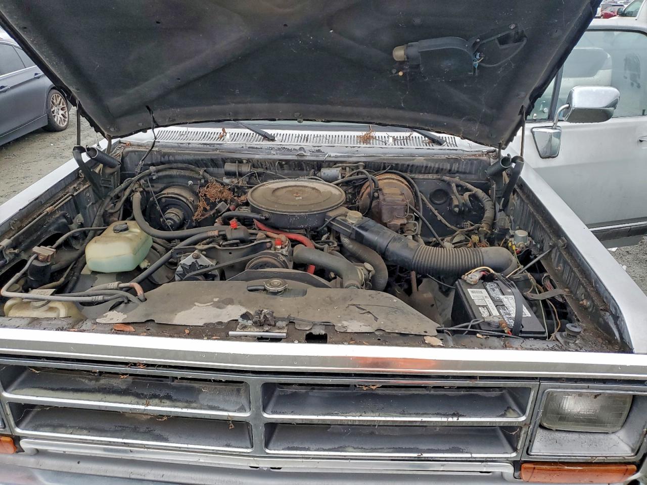 1990 Dodge D-series D200 Серебряный vin: 1B7KE26Z0LS653237
