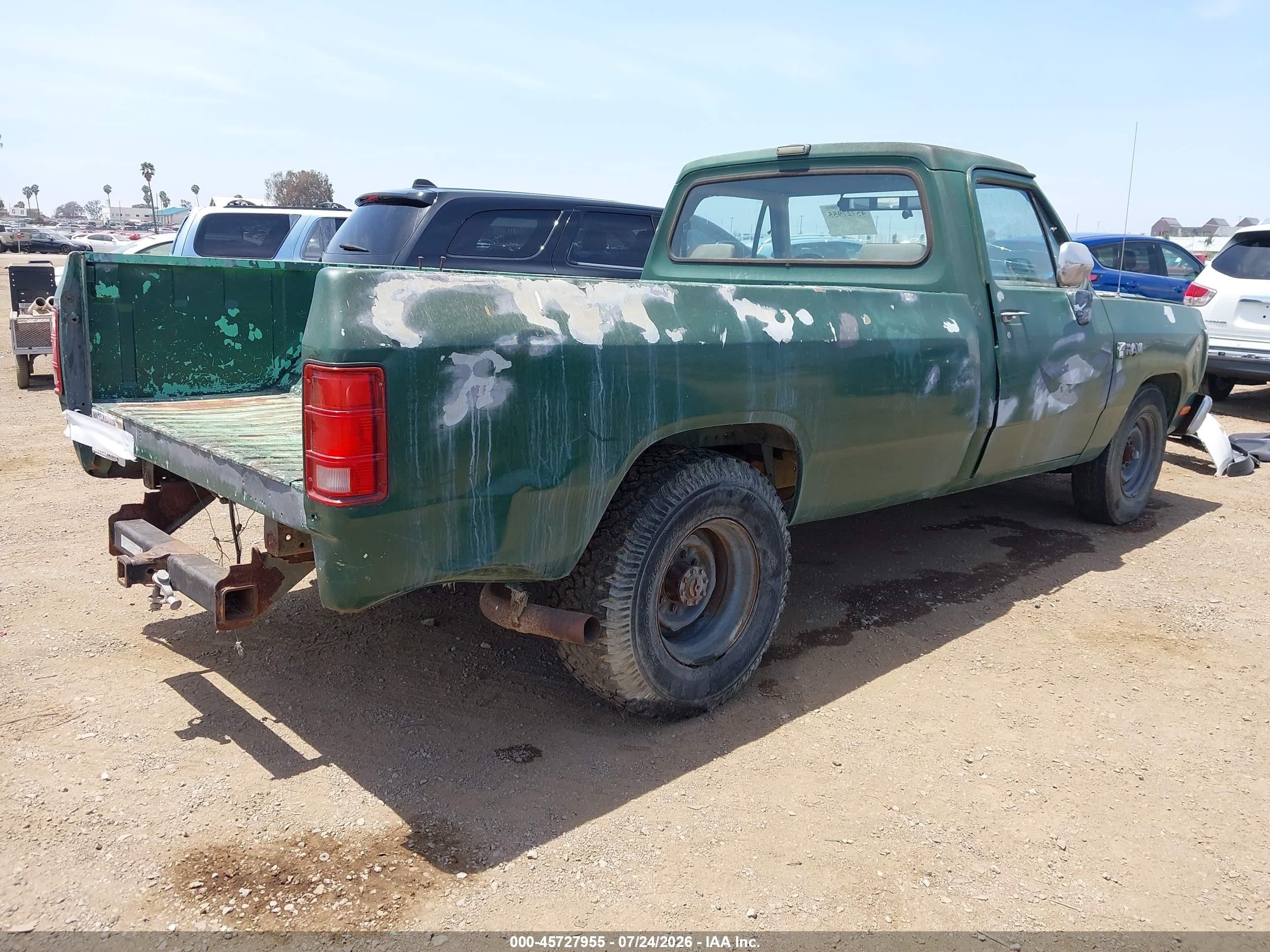 1990 Dodge D-series D200/d250 Зеленый vin: 1B7KE26Z1LS705300