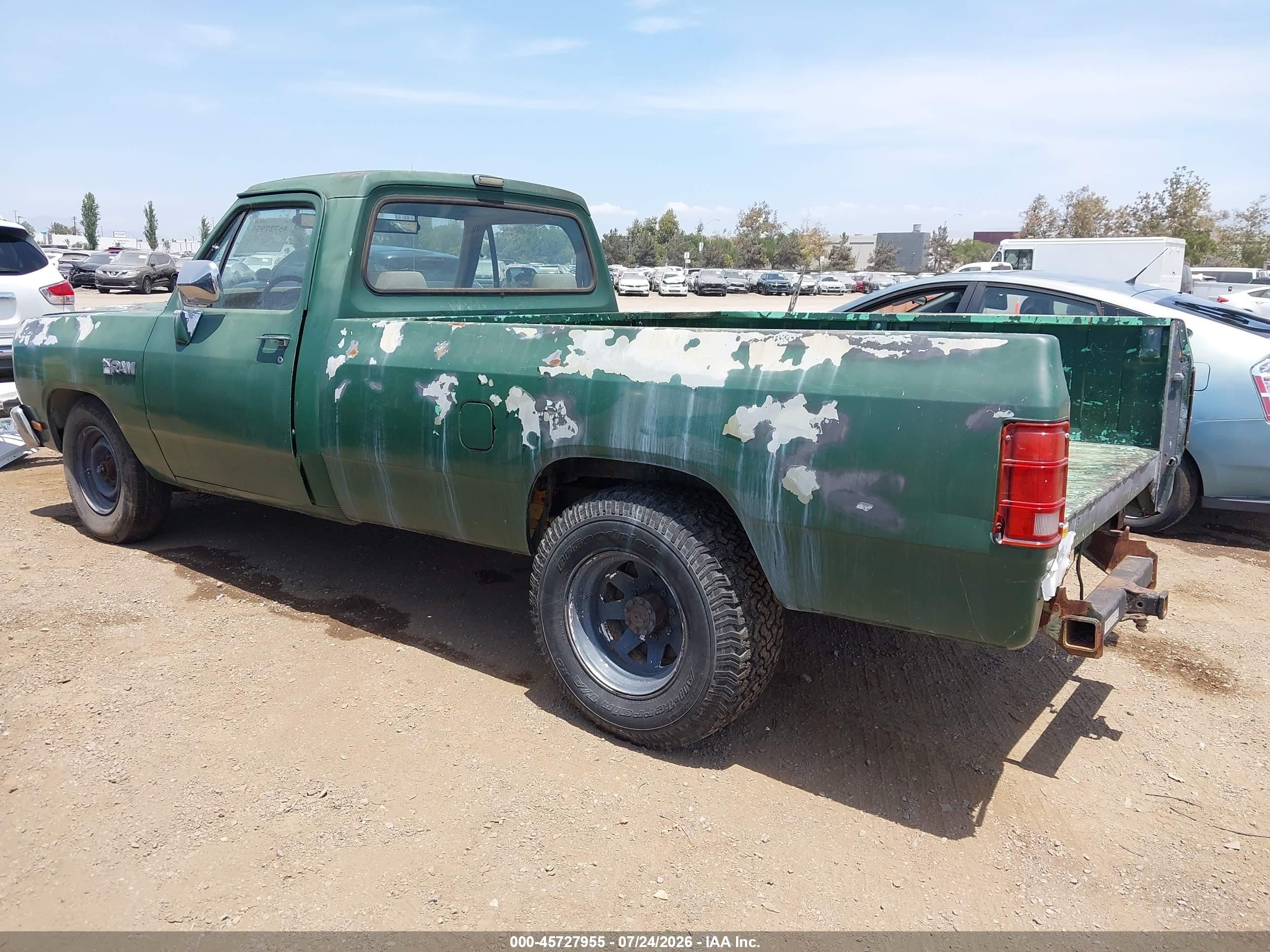 1990 Dodge D-series D200/d250 Зеленый vin: 1B7KE26Z1LS705300