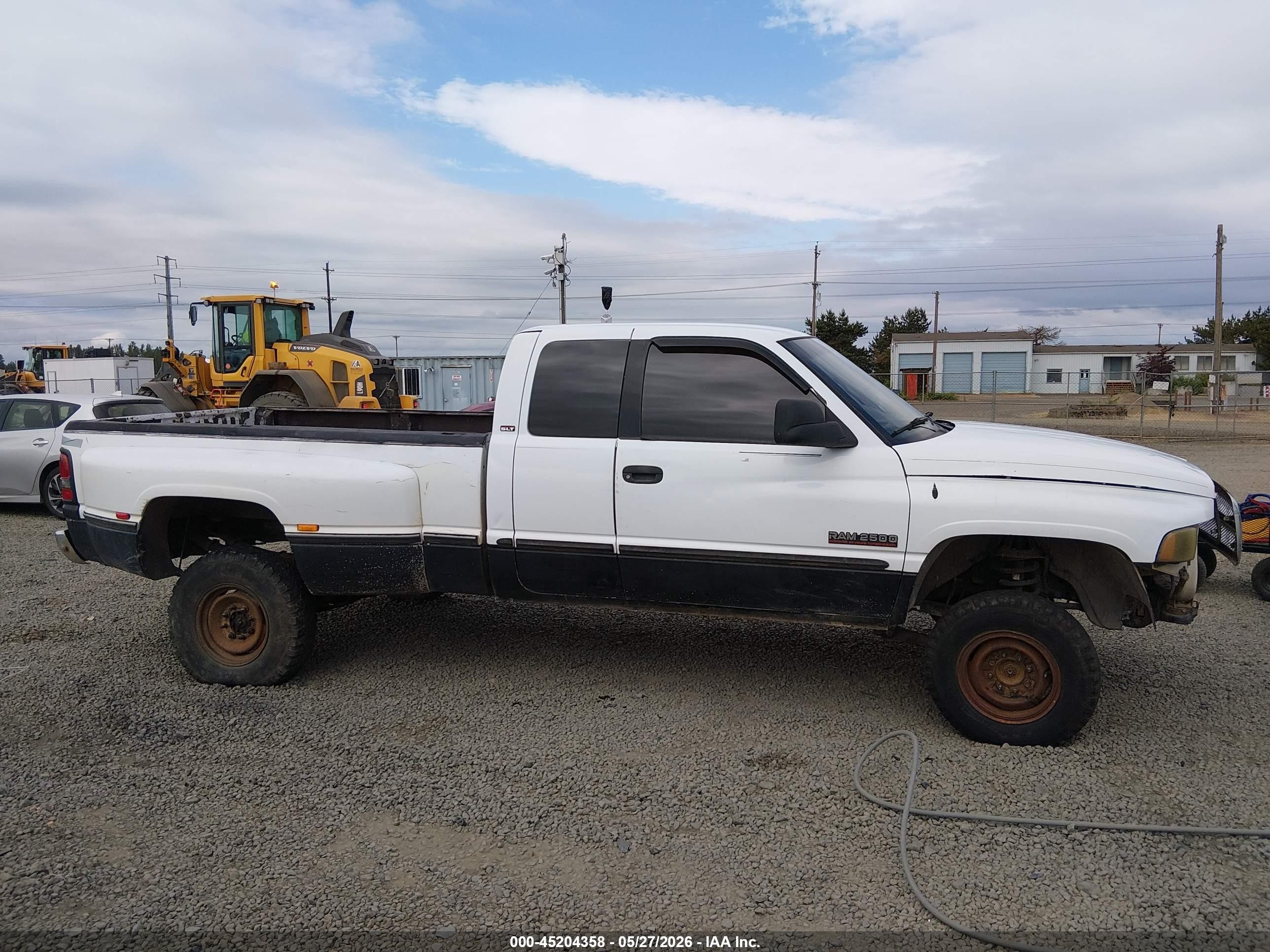 1999 Dodge Ram 2500 St White vin: 1B7KF2360XJ513997