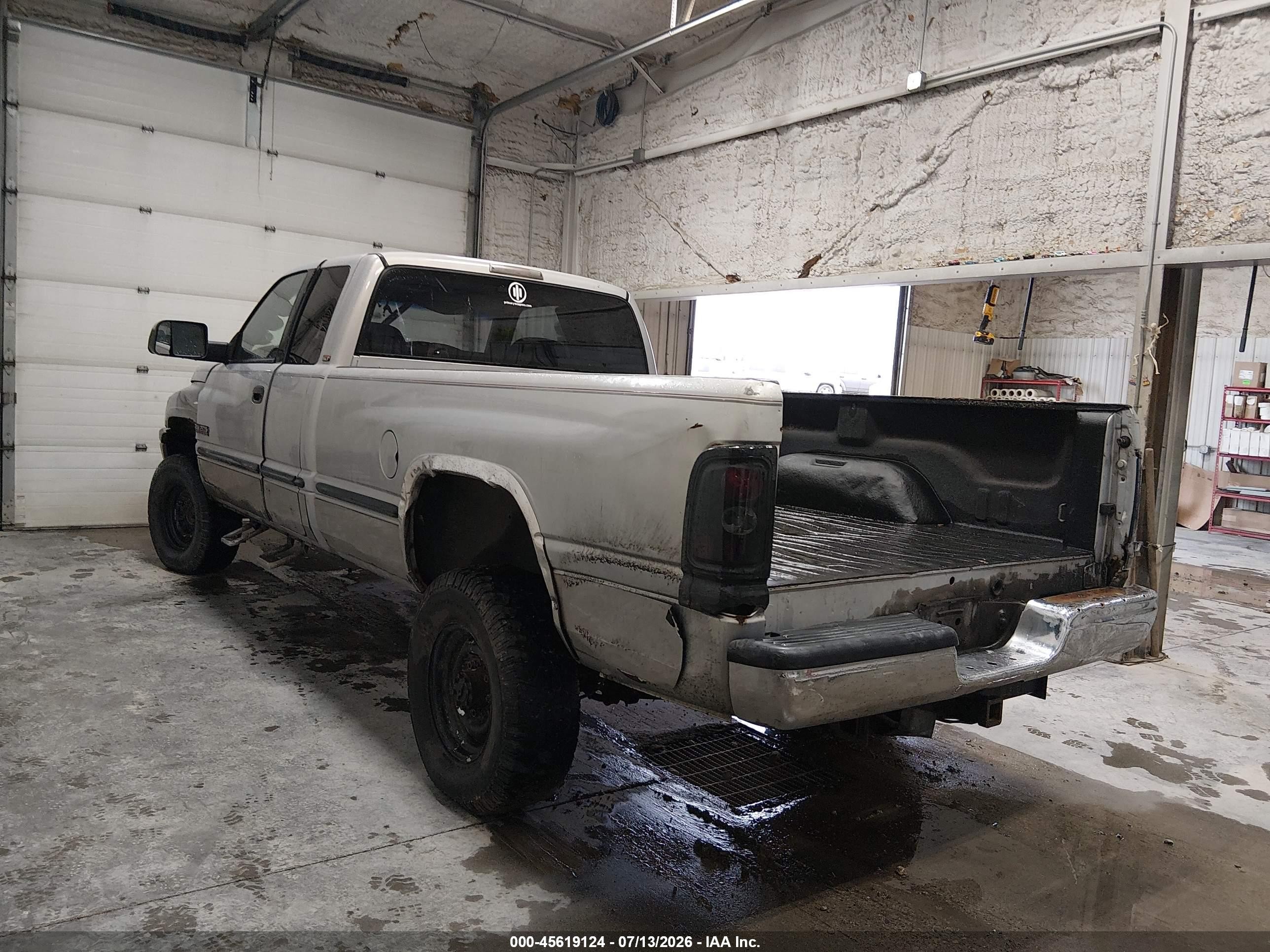 1999 Dodge Ram 2500 St Серебряный vin: 1B7KF2360XJ529262
