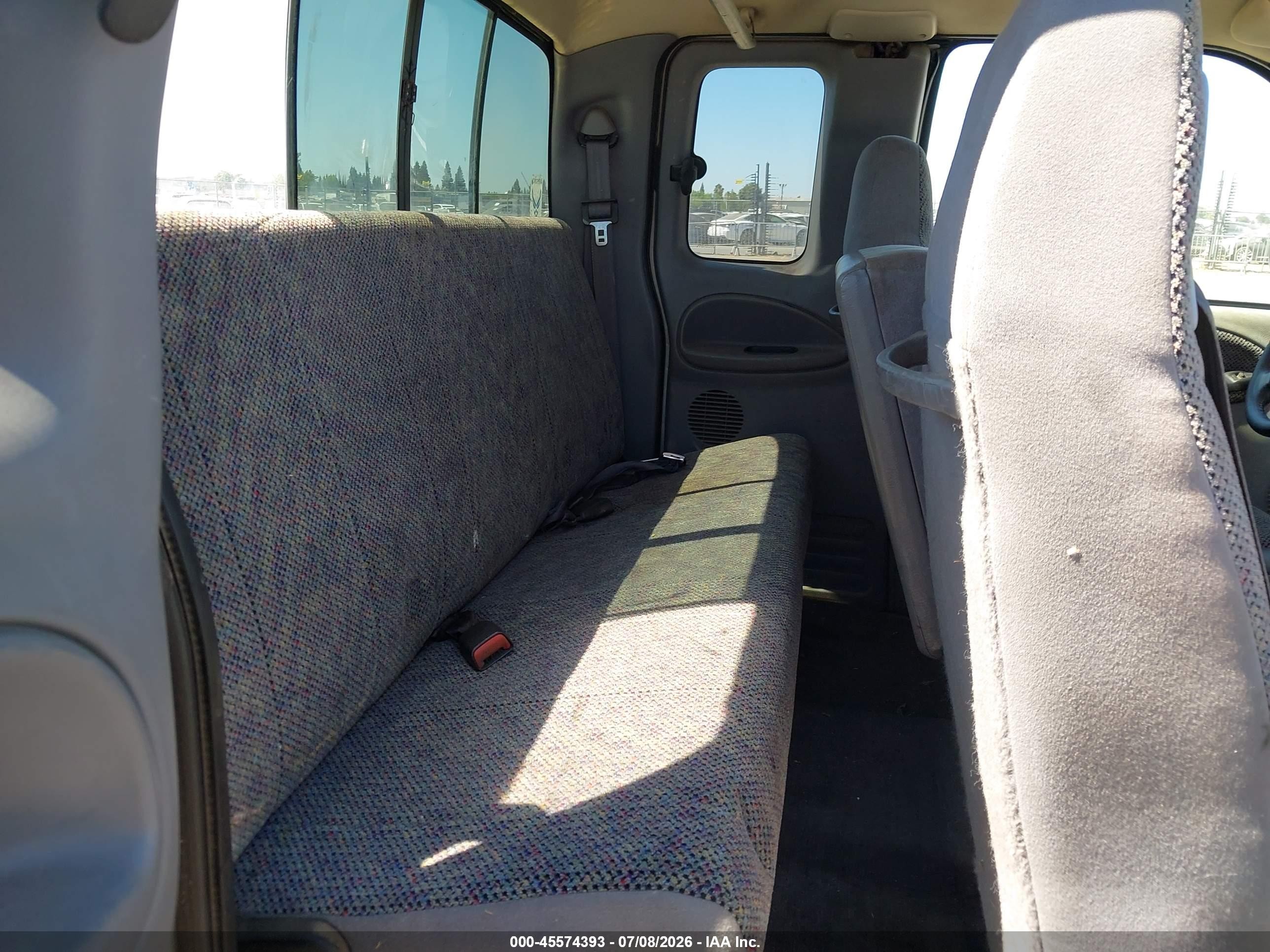 1998 Dodge Ram 2500 St Silver vin: 1B7KF2362WJ255660
