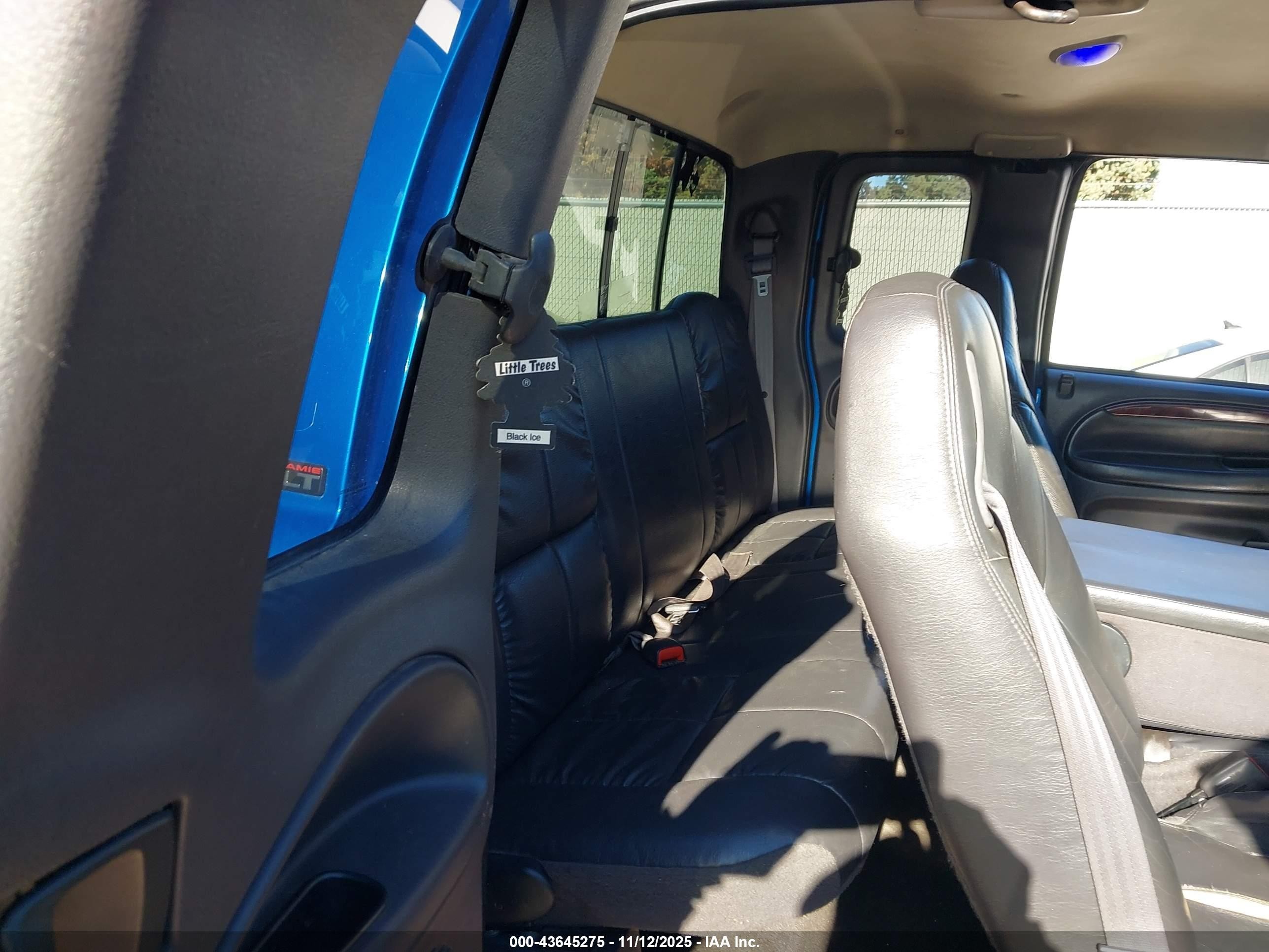 2000 Dodge Ram 2500 St Синий vin: 1B7KF2362YJ185368