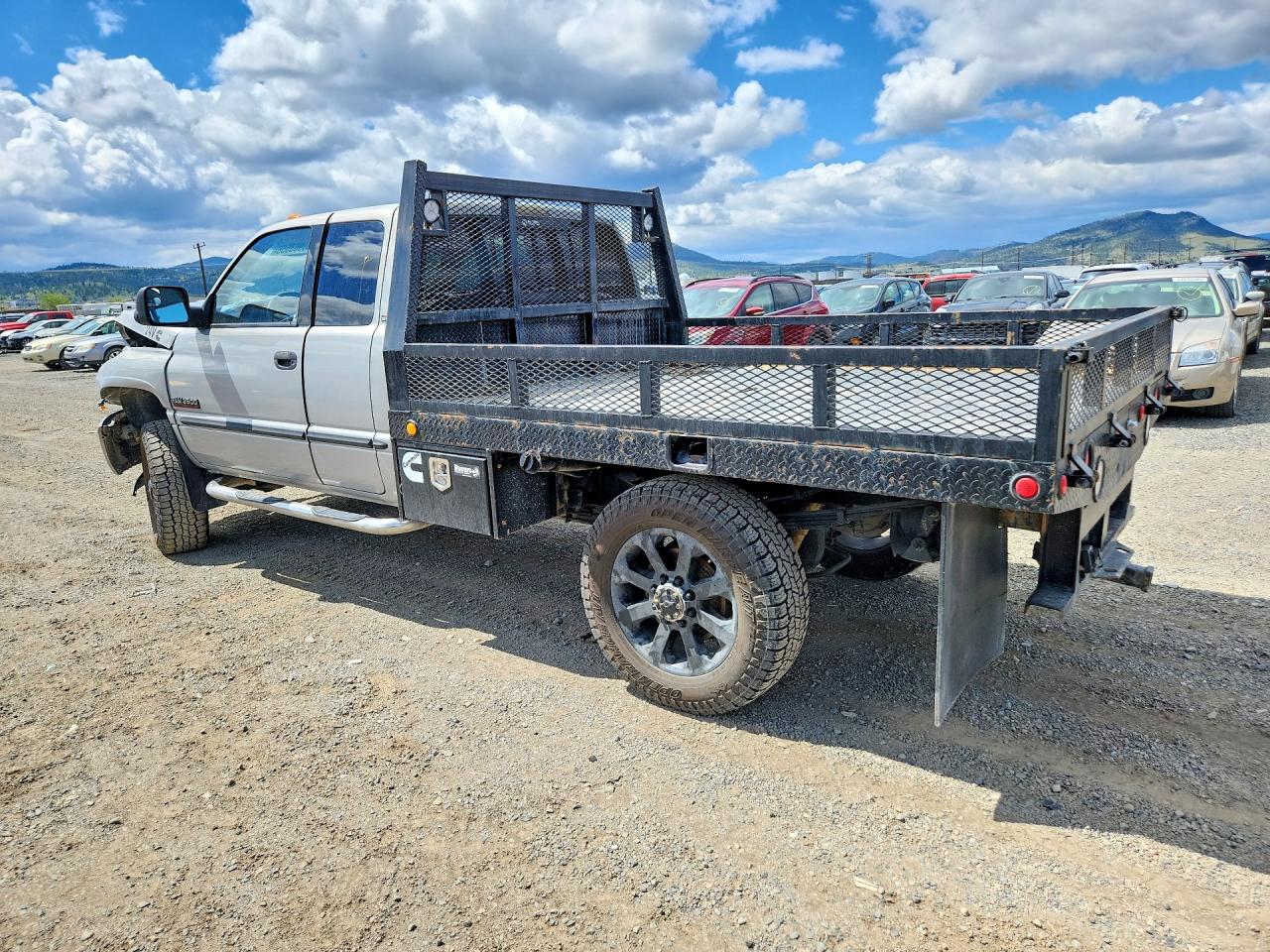 1999 Dodge Ram 2500 Silver vin: 1B7KF2363XJ538733