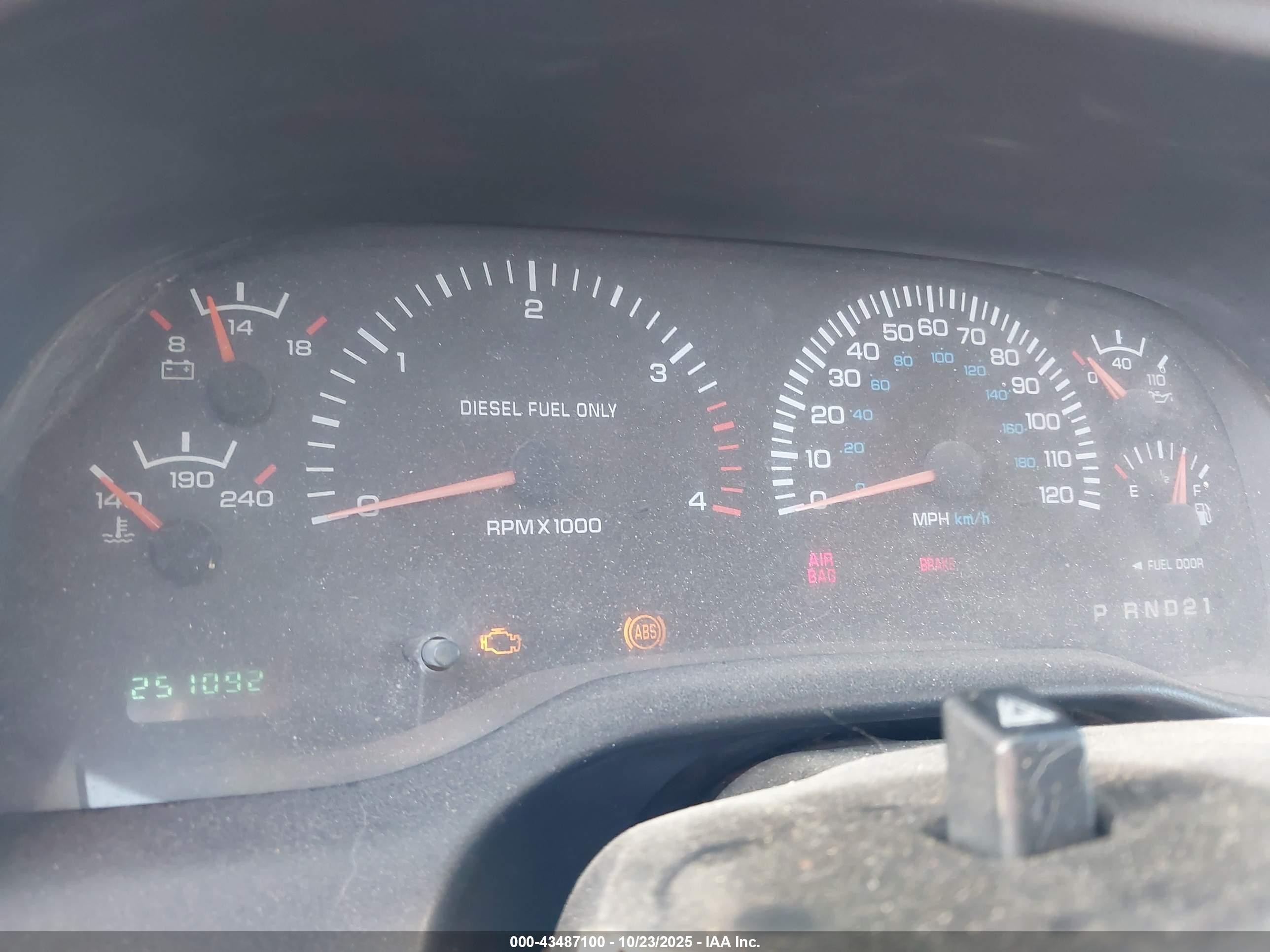 2000 Dodge Ram 2500 St Белый vin: 1B7KF2363YJ106466