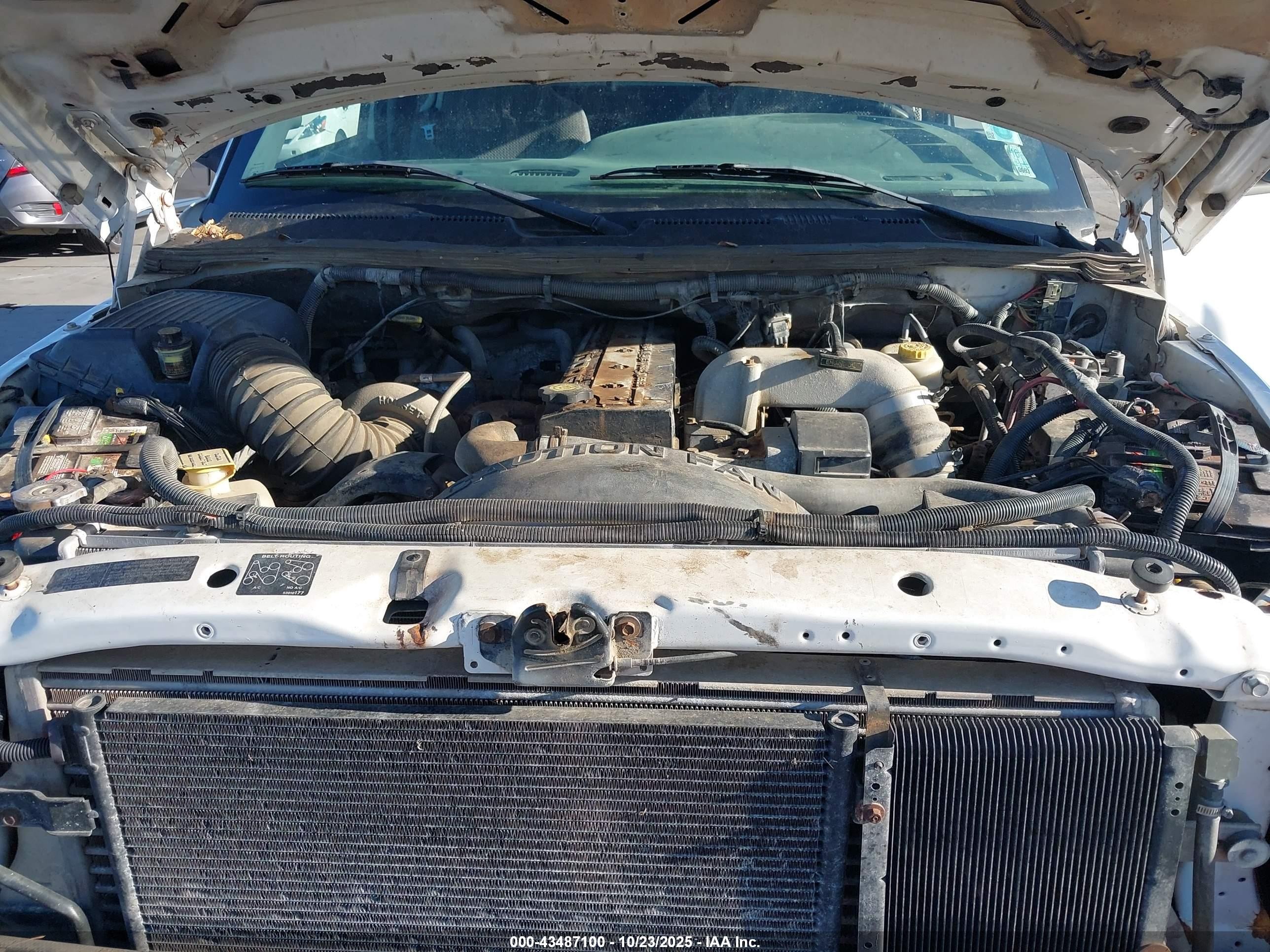 2000 Dodge Ram 2500 St Белый vin: 1B7KF2363YJ106466