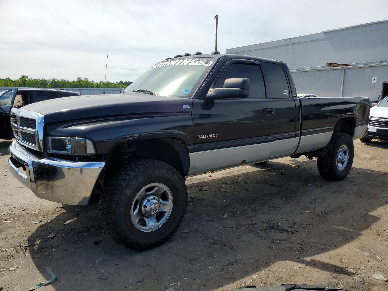 1B7KF2363YJ117161