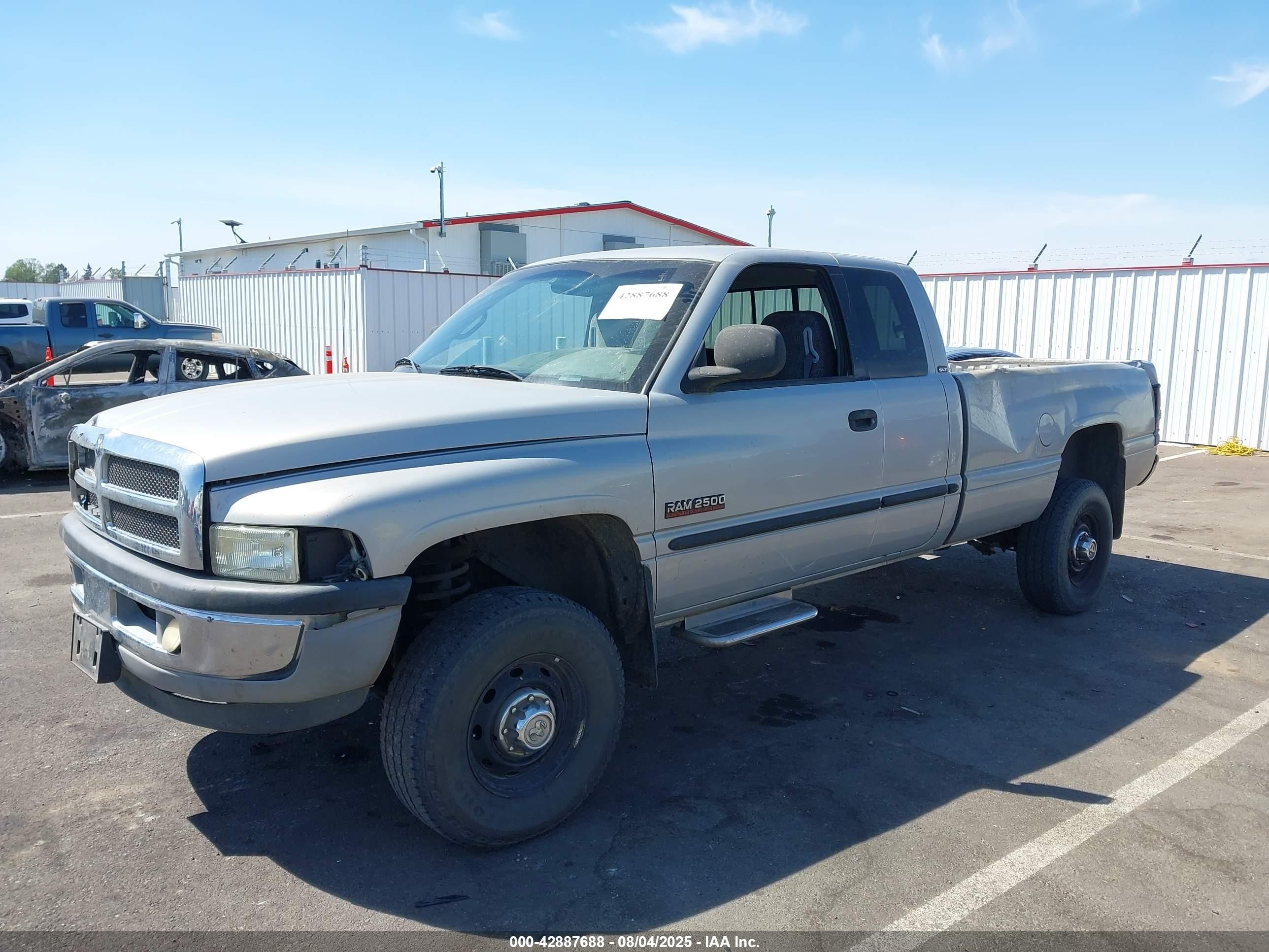 2000 Dodge Ram 2500 St Белый vin: 1B7KF2363YJ144473