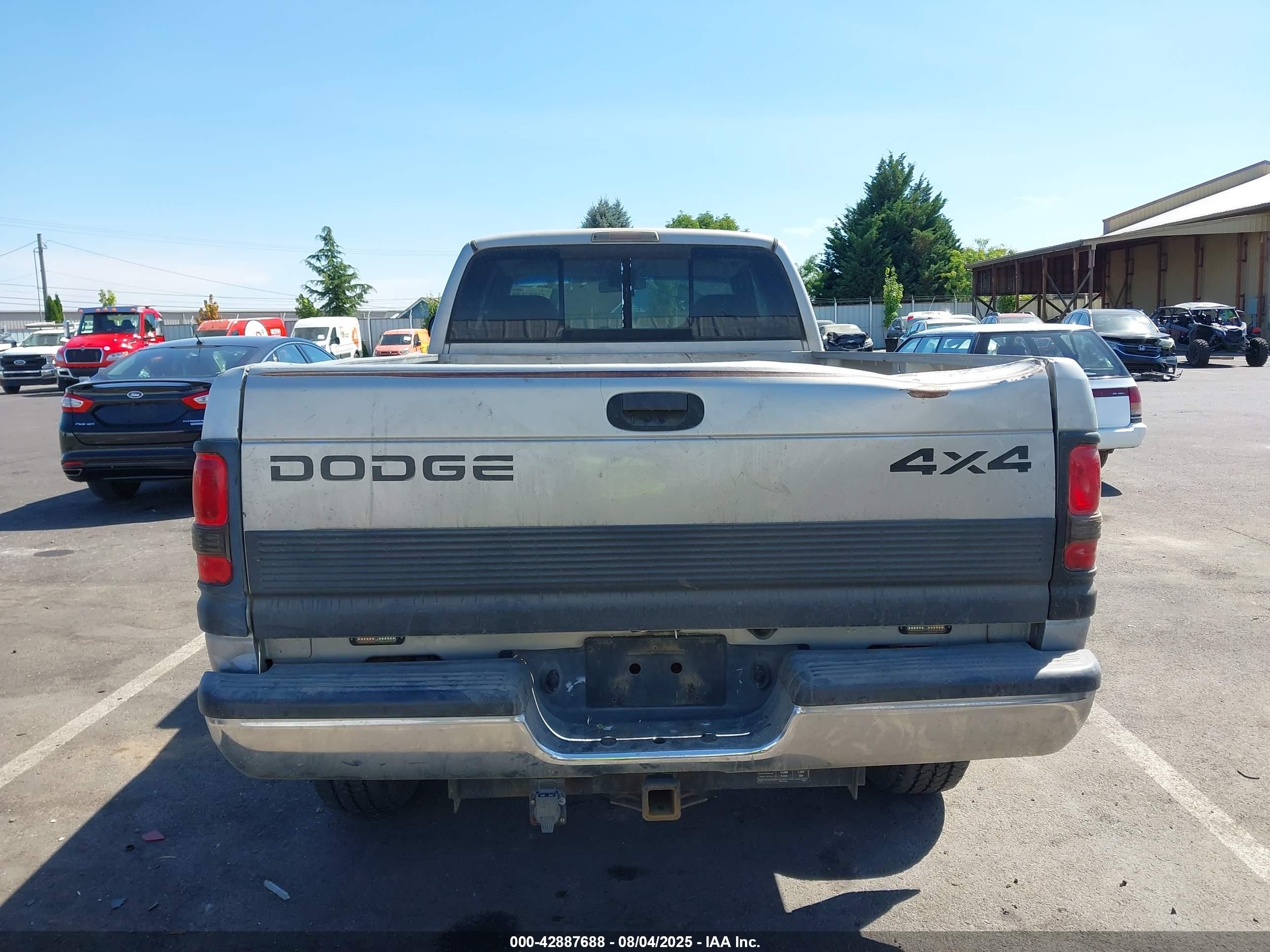 2000 Dodge Ram 2500 St Белый vin: 1B7KF2363YJ144473