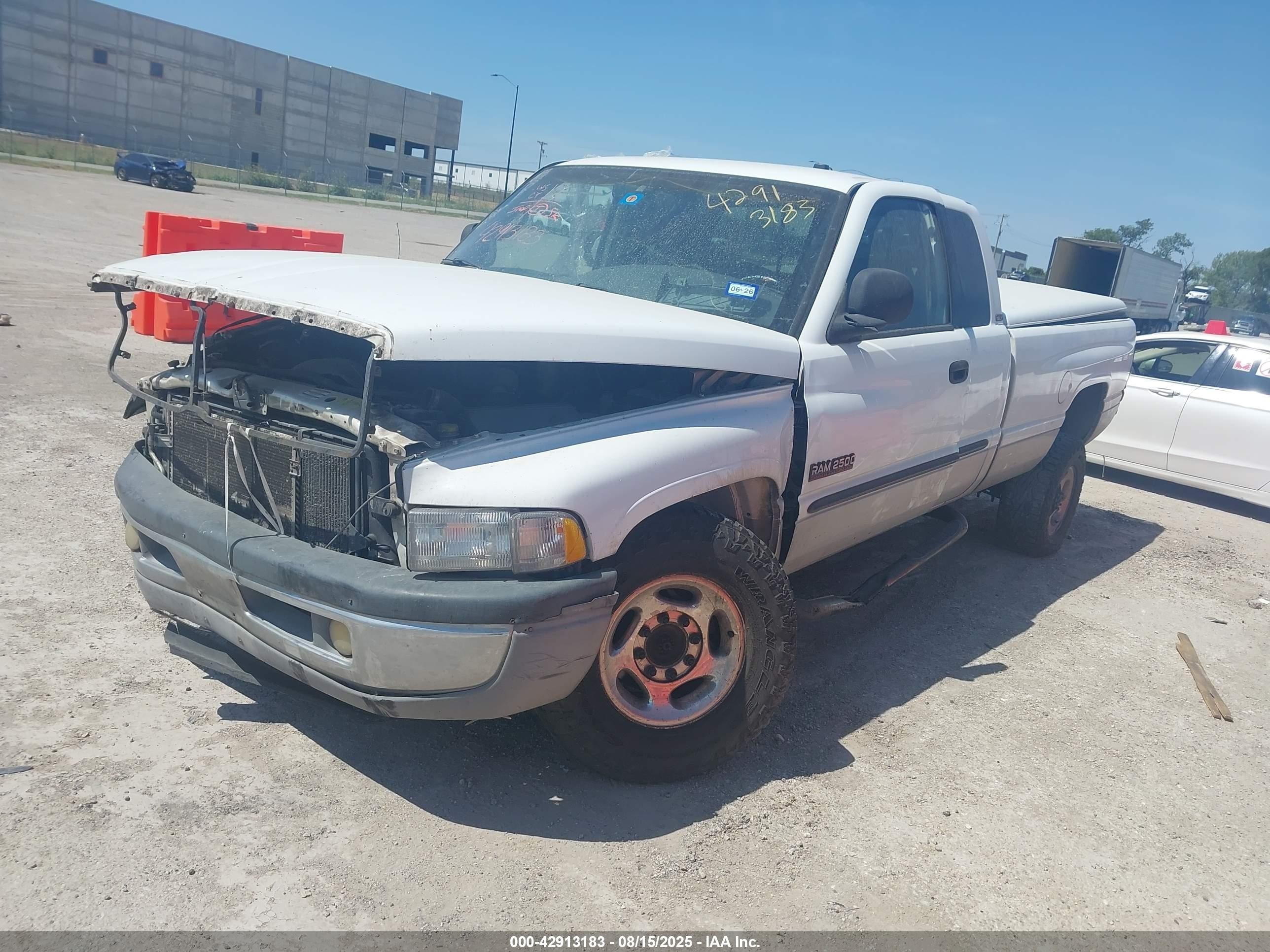 2001 Dodge Ram 2500 St Белый vin: 1B7KF23641J612037