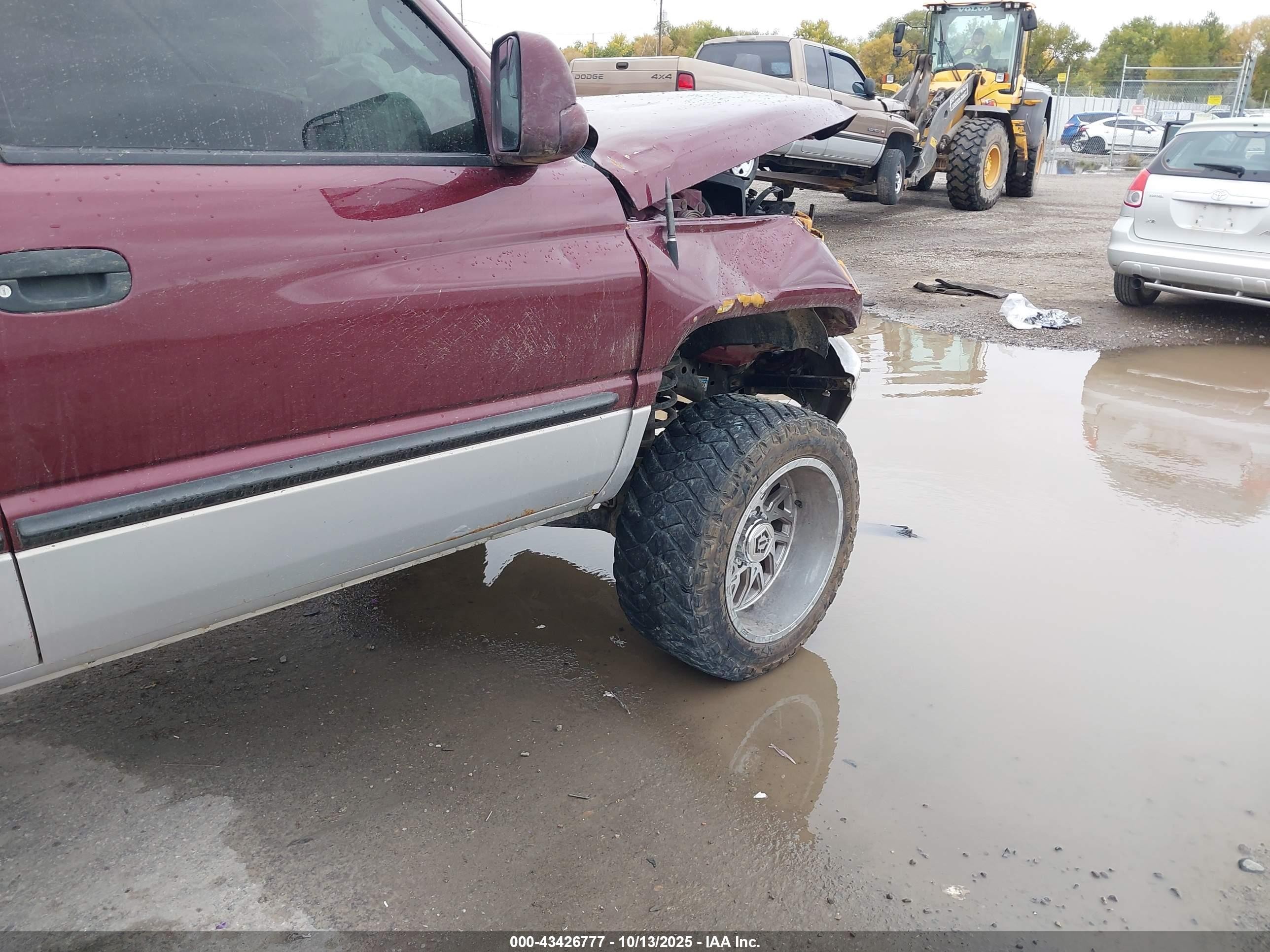 2000 Dodge Ram 2500 St Бордовый vin: 1B7KF2364YJ116181