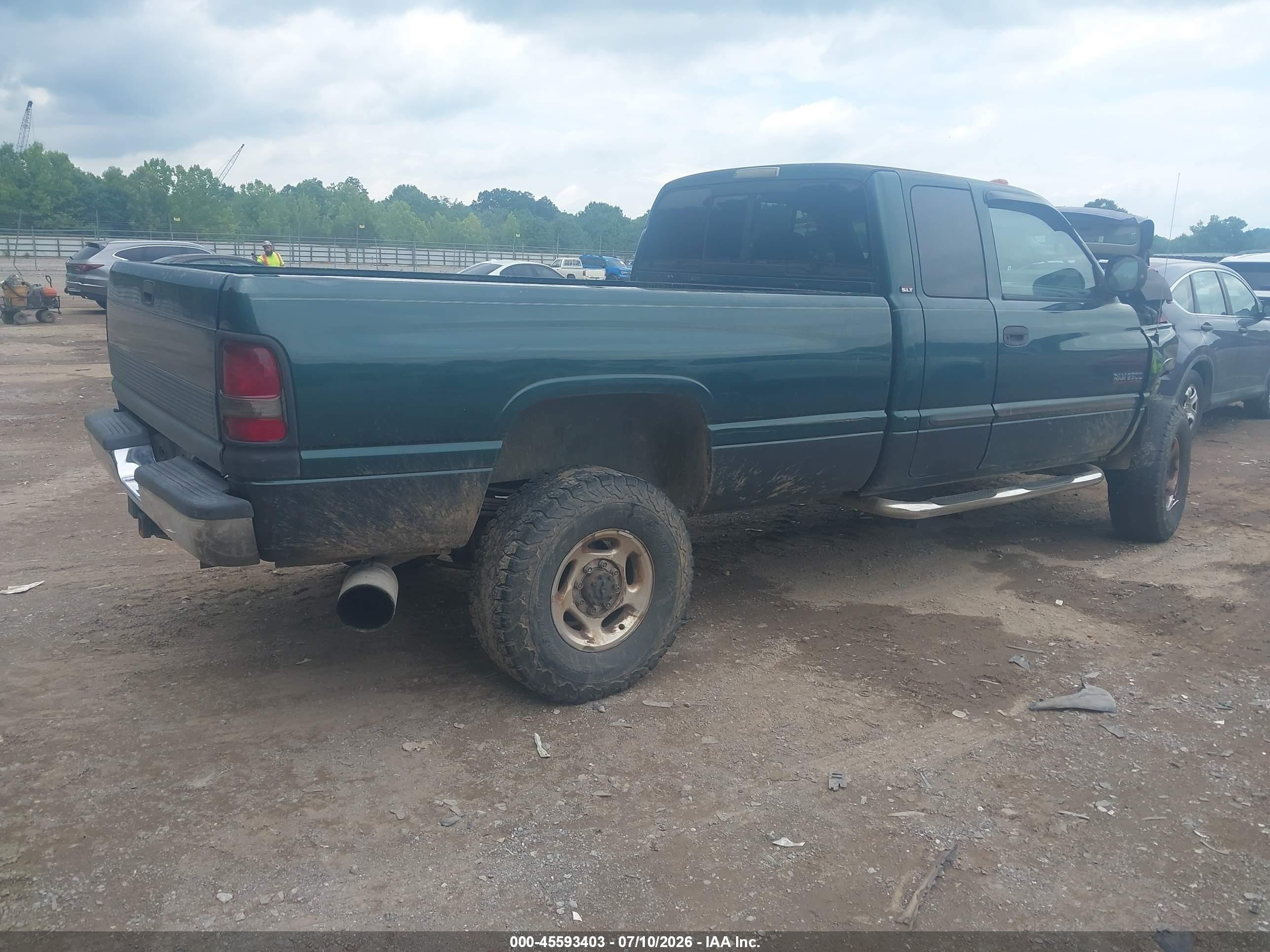 2001 Dodge Ram 2500 St Зеленый vin: 1B7KF23651J613794