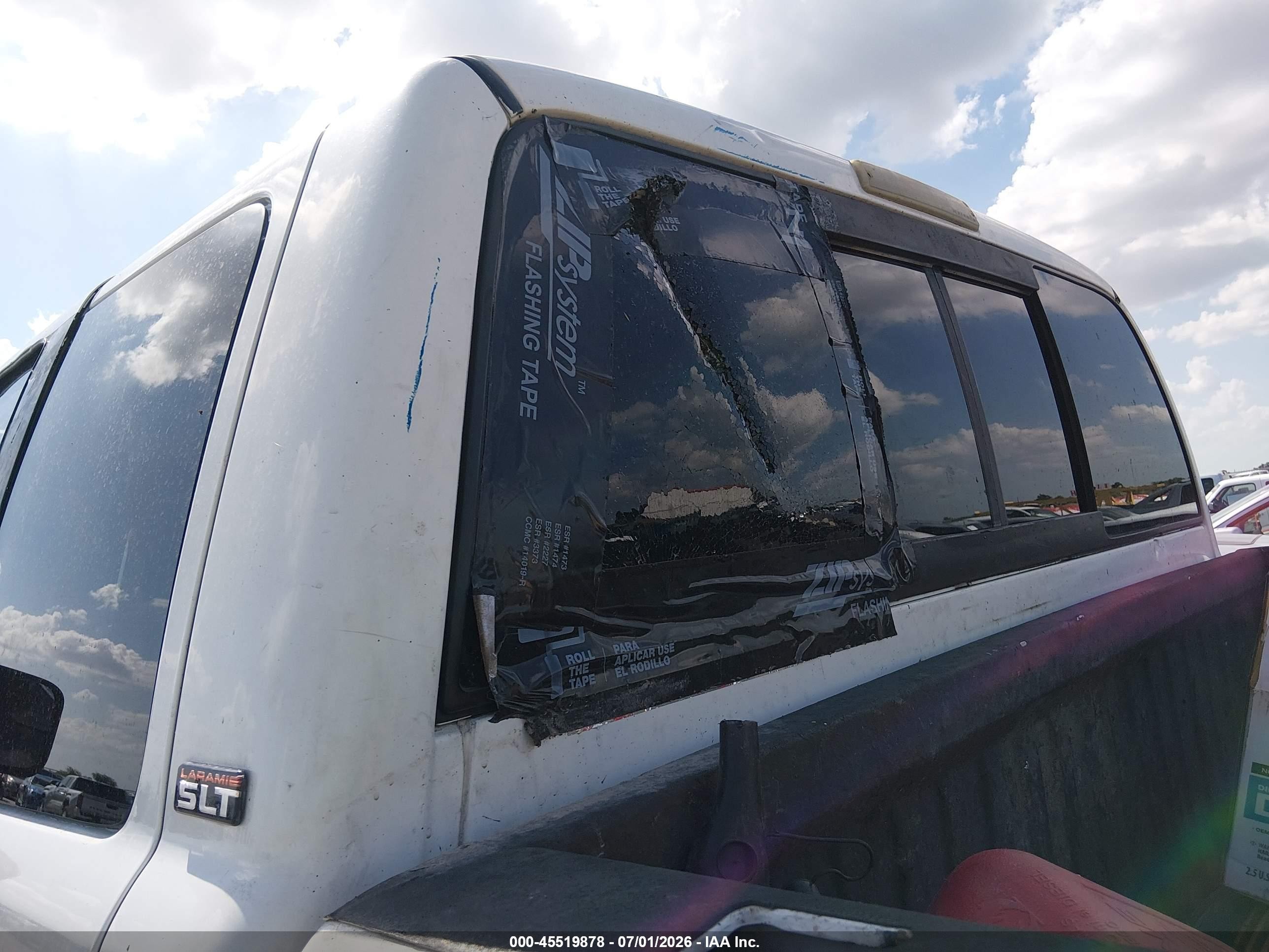 1998 Dodge Ram 2500 St White vin: 1B7KF2365WJ214827