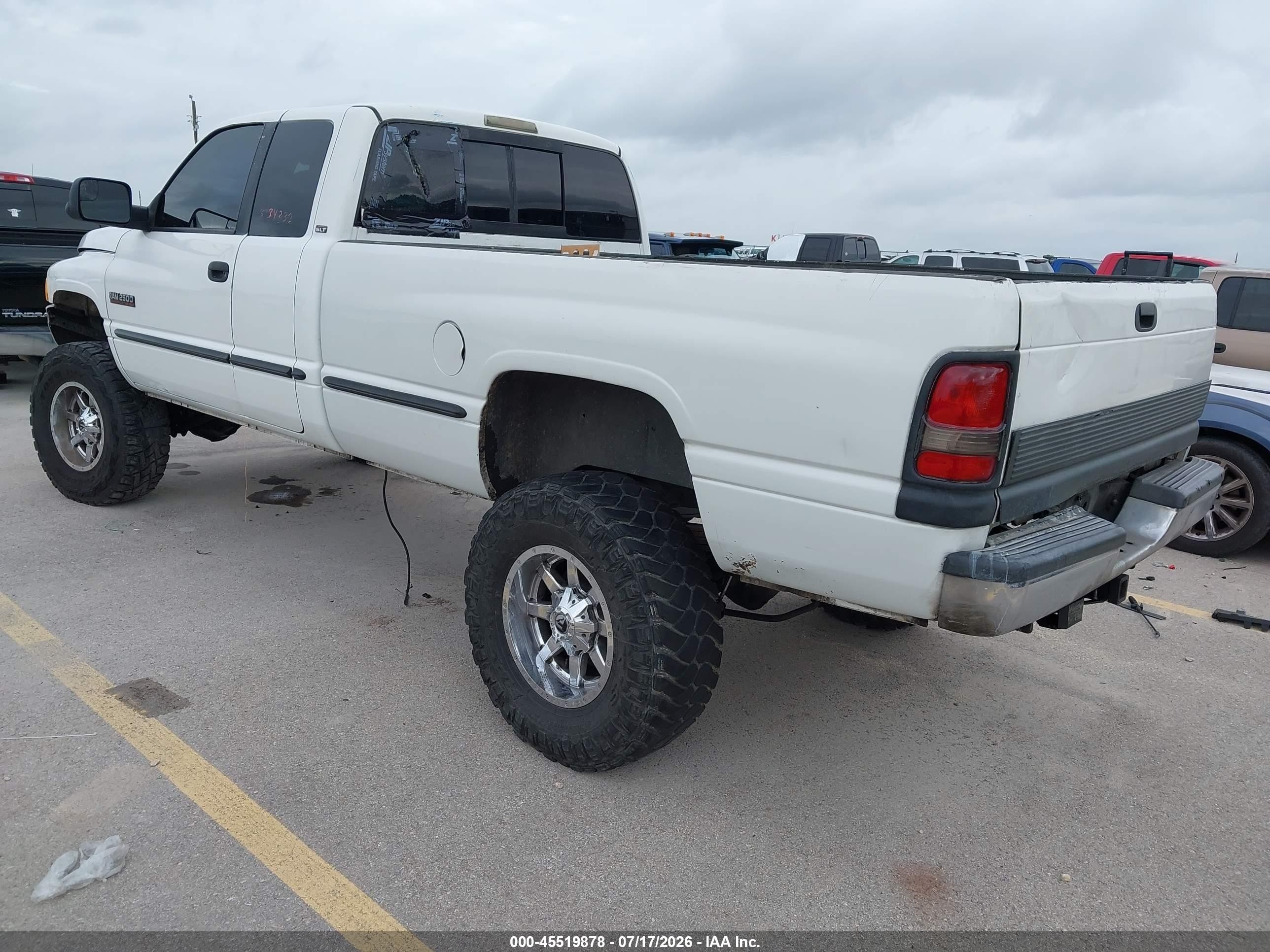 1998 Dodge Ram 2500 St White vin: 1B7KF2365WJ214827