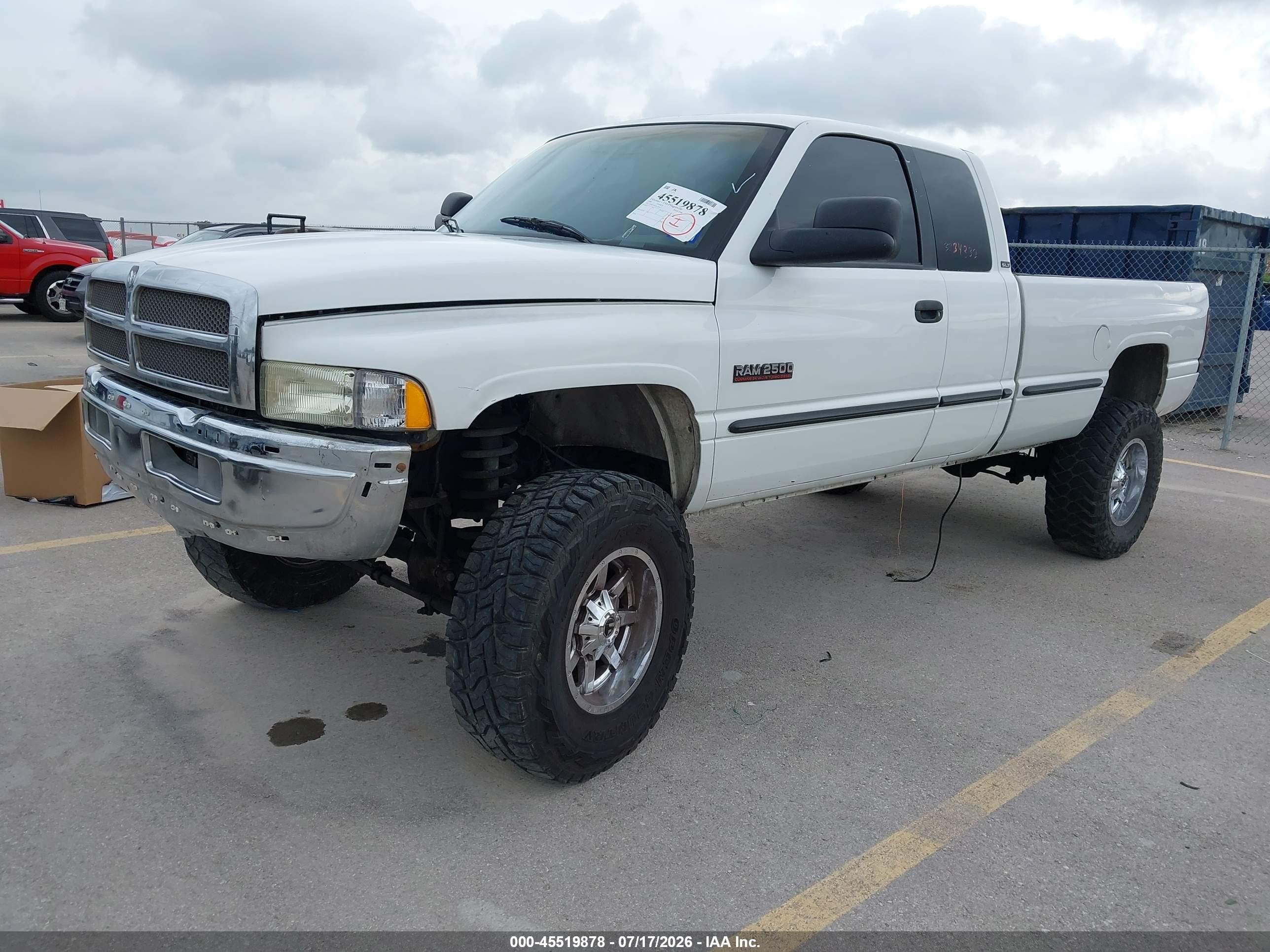 1998 Dodge Ram 2500 St White vin: 1B7KF2365WJ214827