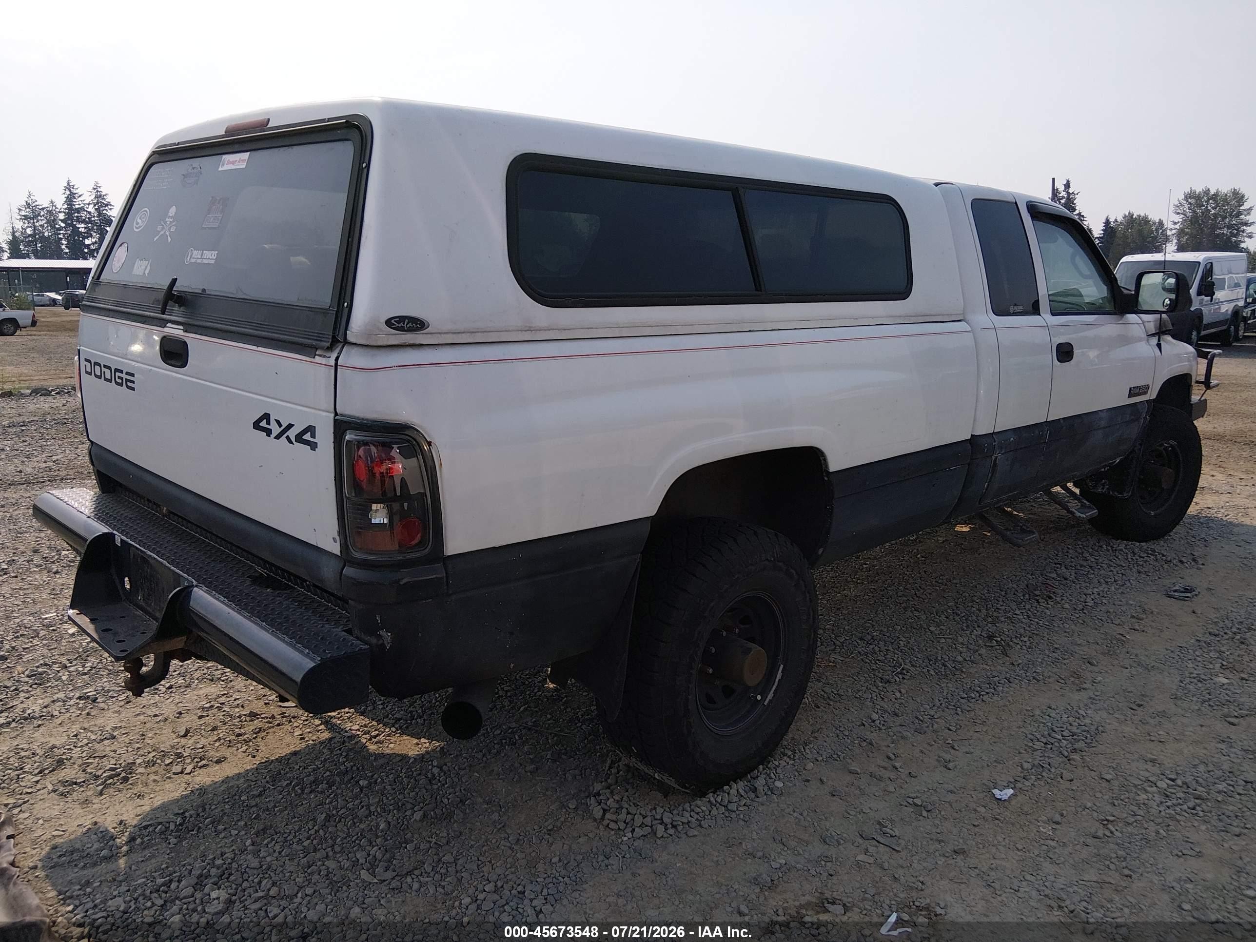 1998 Dodge Ram 2500 St White vin: 1B7KF2365WJ251232