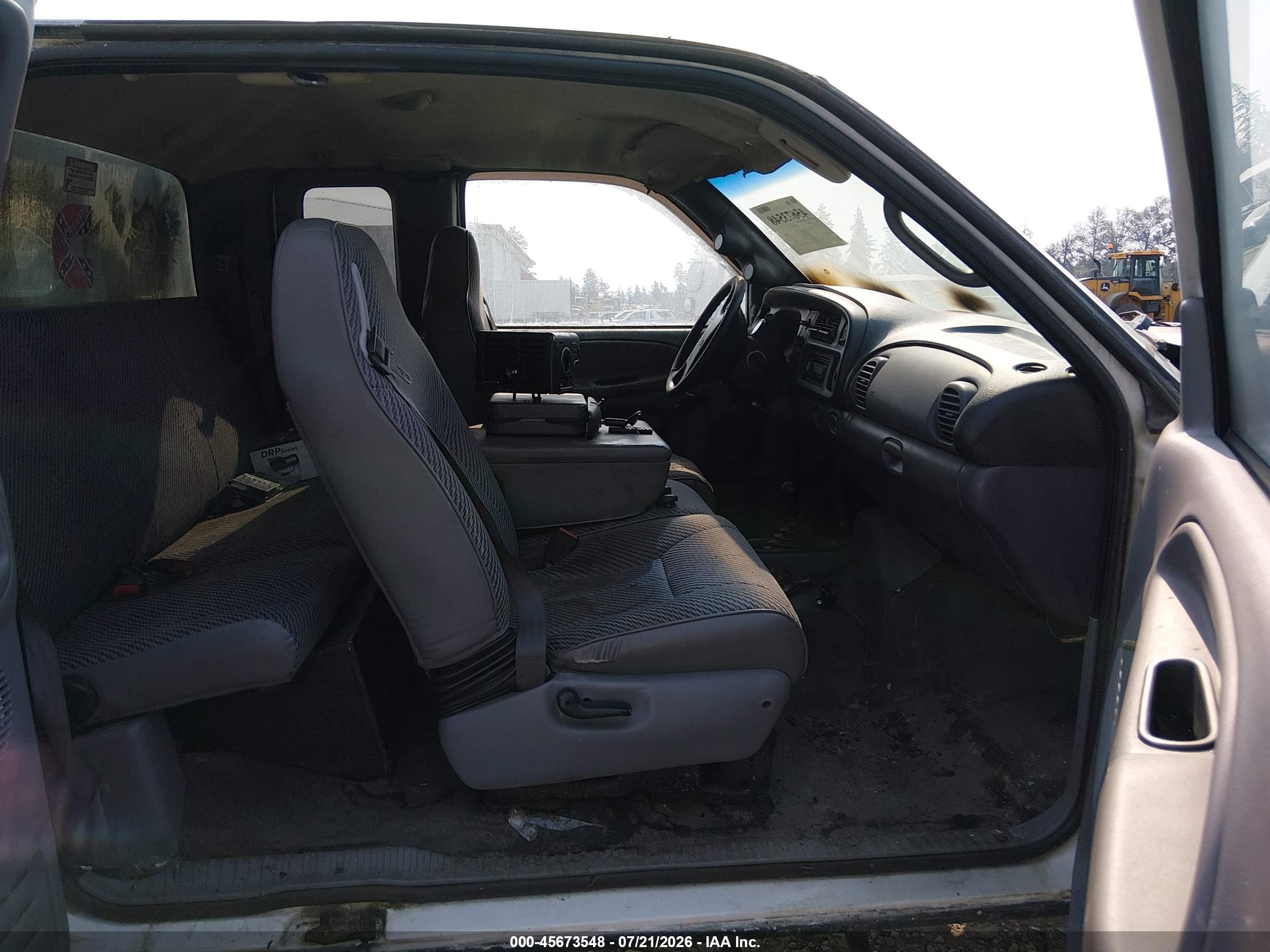 1998 Dodge Ram 2500 St White vin: 1B7KF2365WJ251232