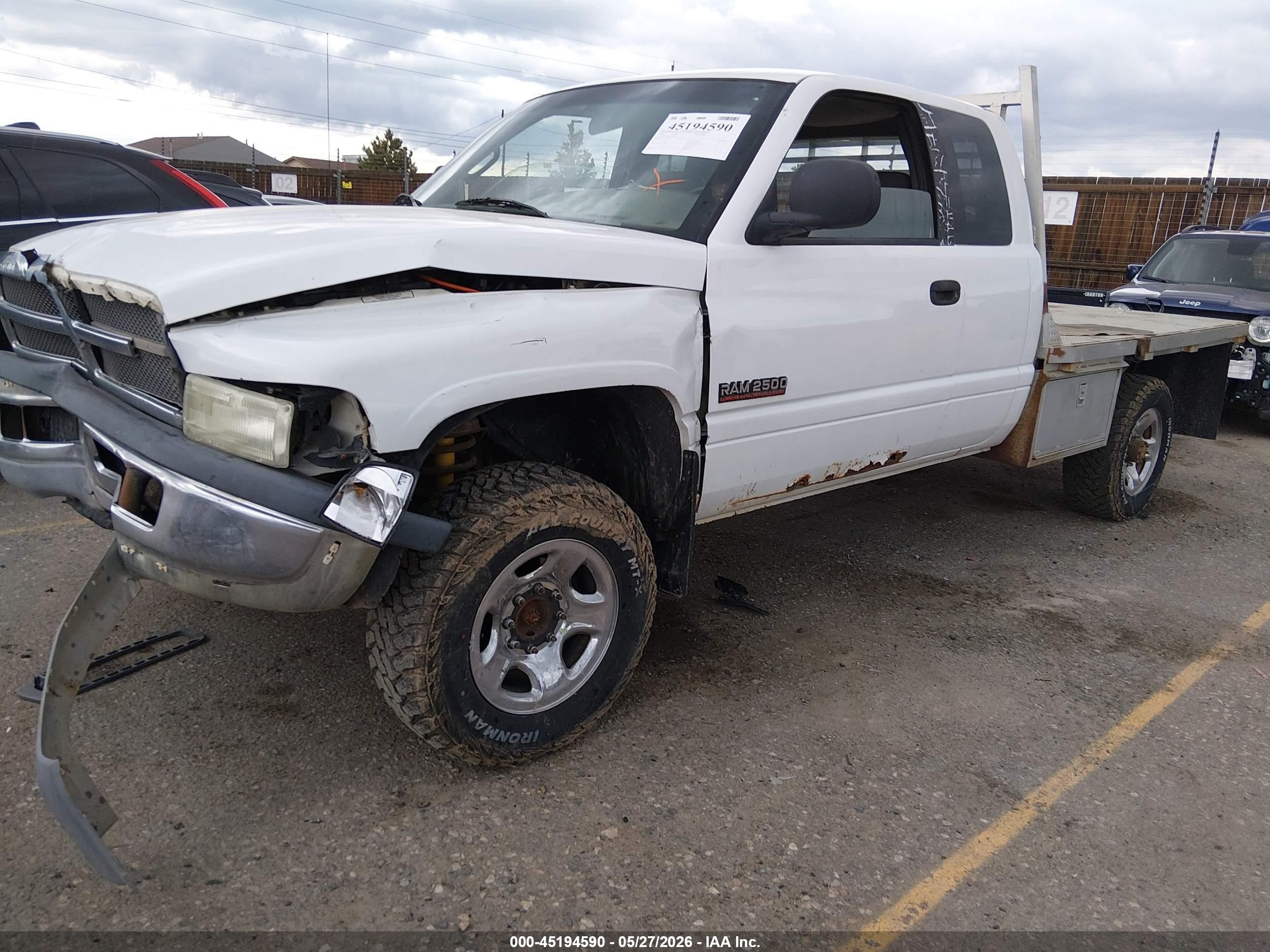 1999 Dodge Ram 2500 St Белый vin: 1B7KF2366XJ611111