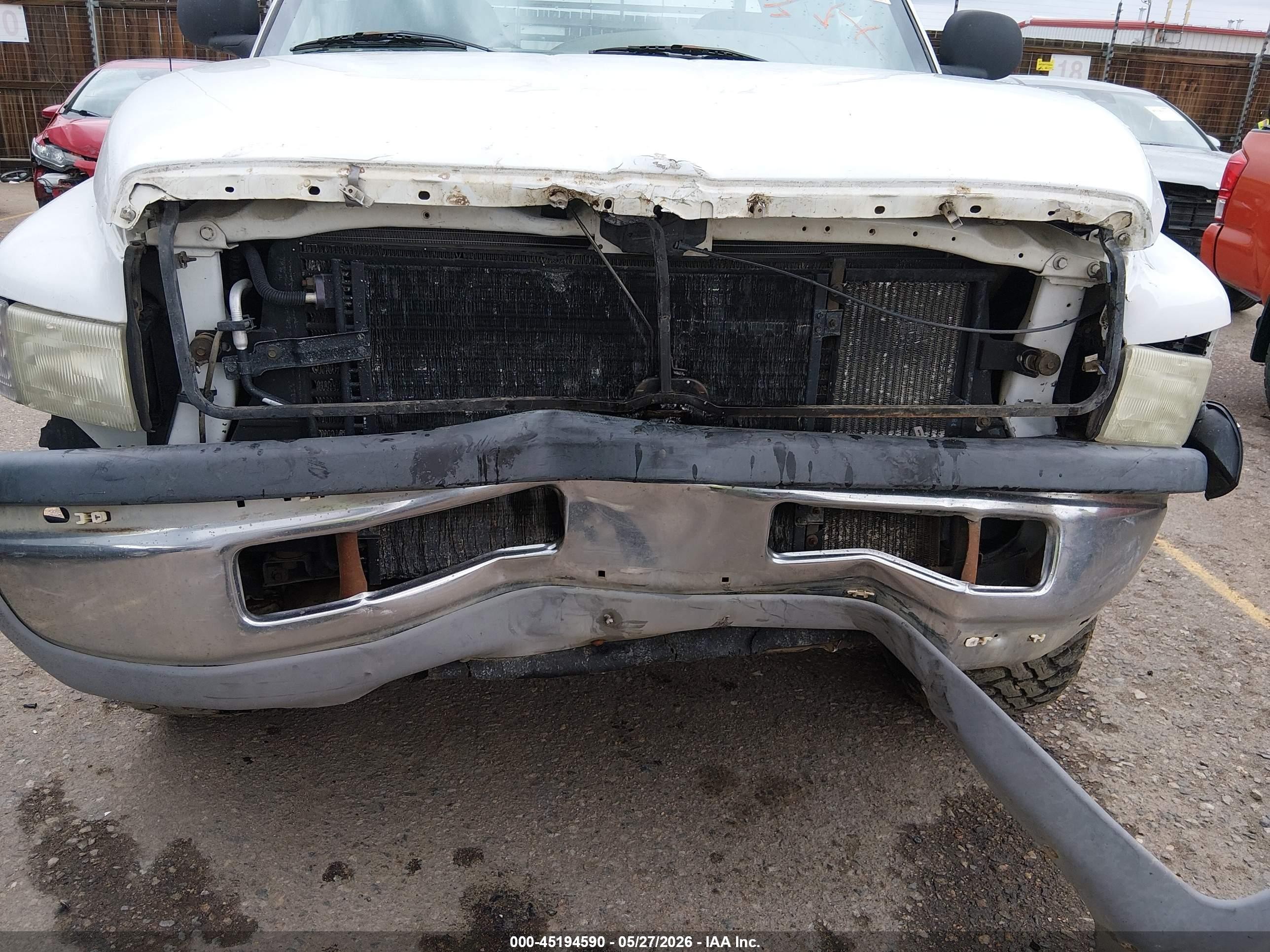 1999 Dodge Ram 2500 St Белый vin: 1B7KF2366XJ611111