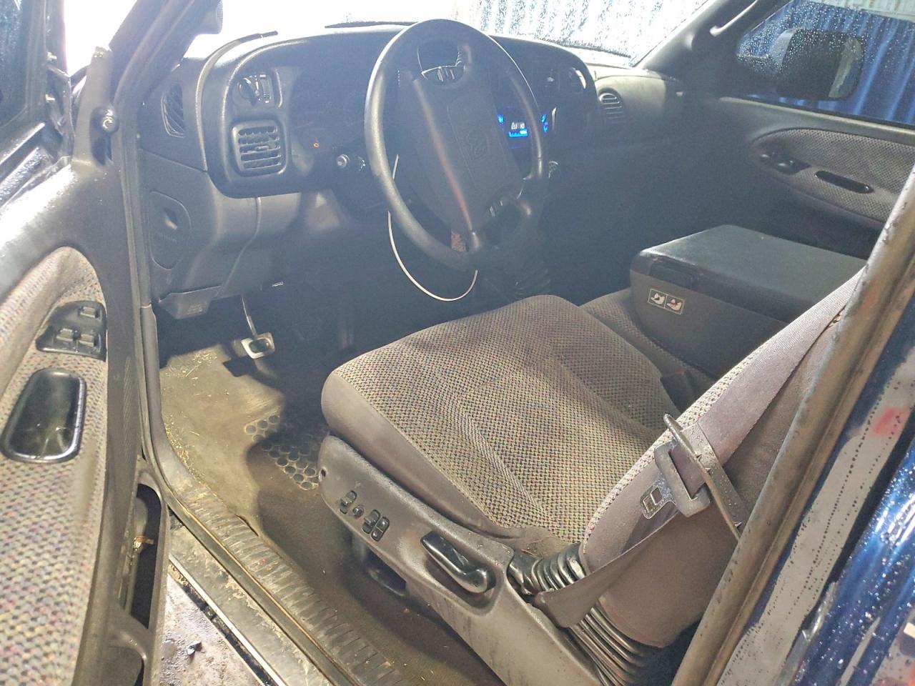 2001 Dodge Ram 2500 Blue vin: 1B7KF23671J291661