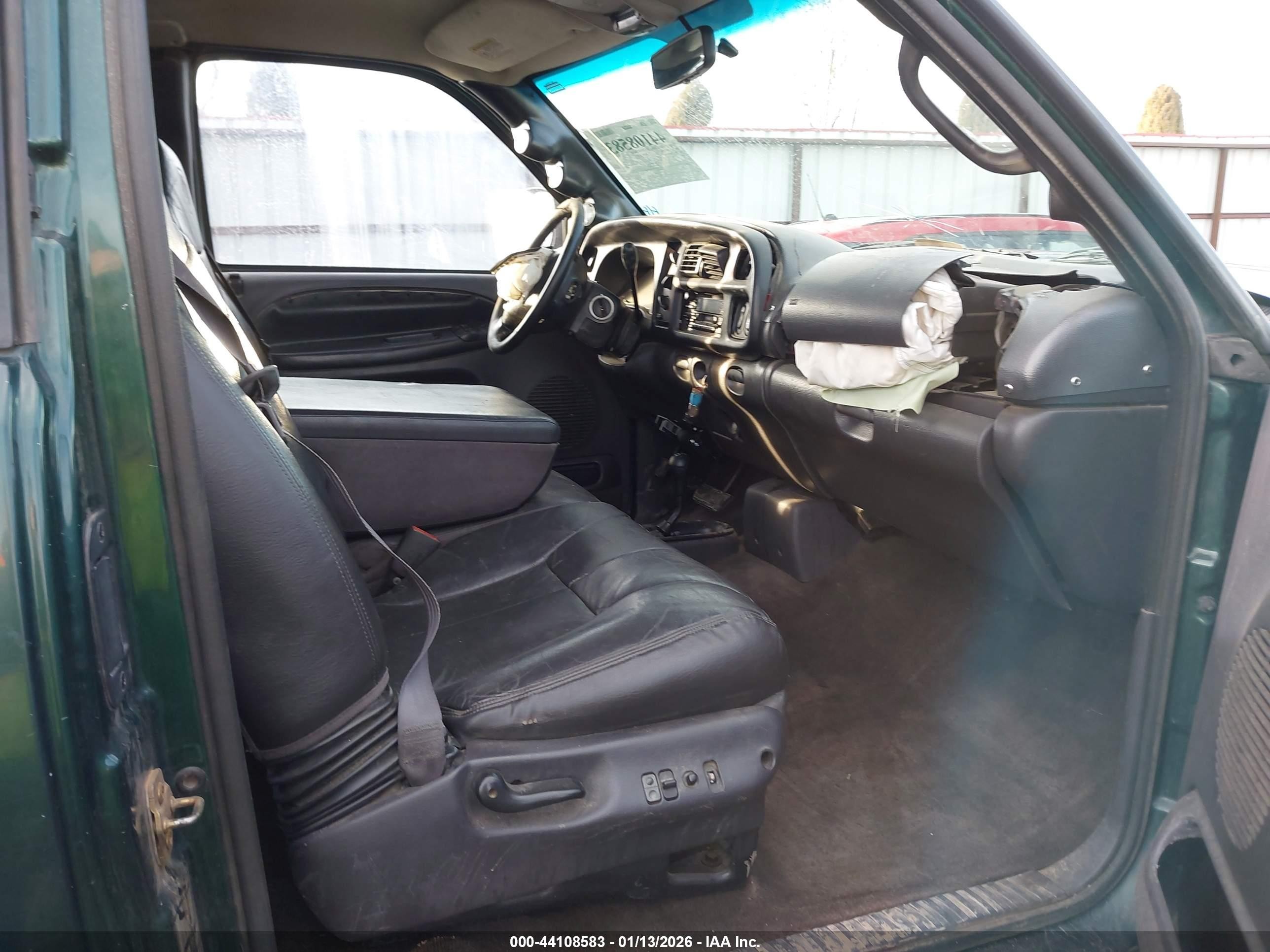 2000 Dodge Ram 2500 St Зеленый vin: 1B7KF2367YJ109905