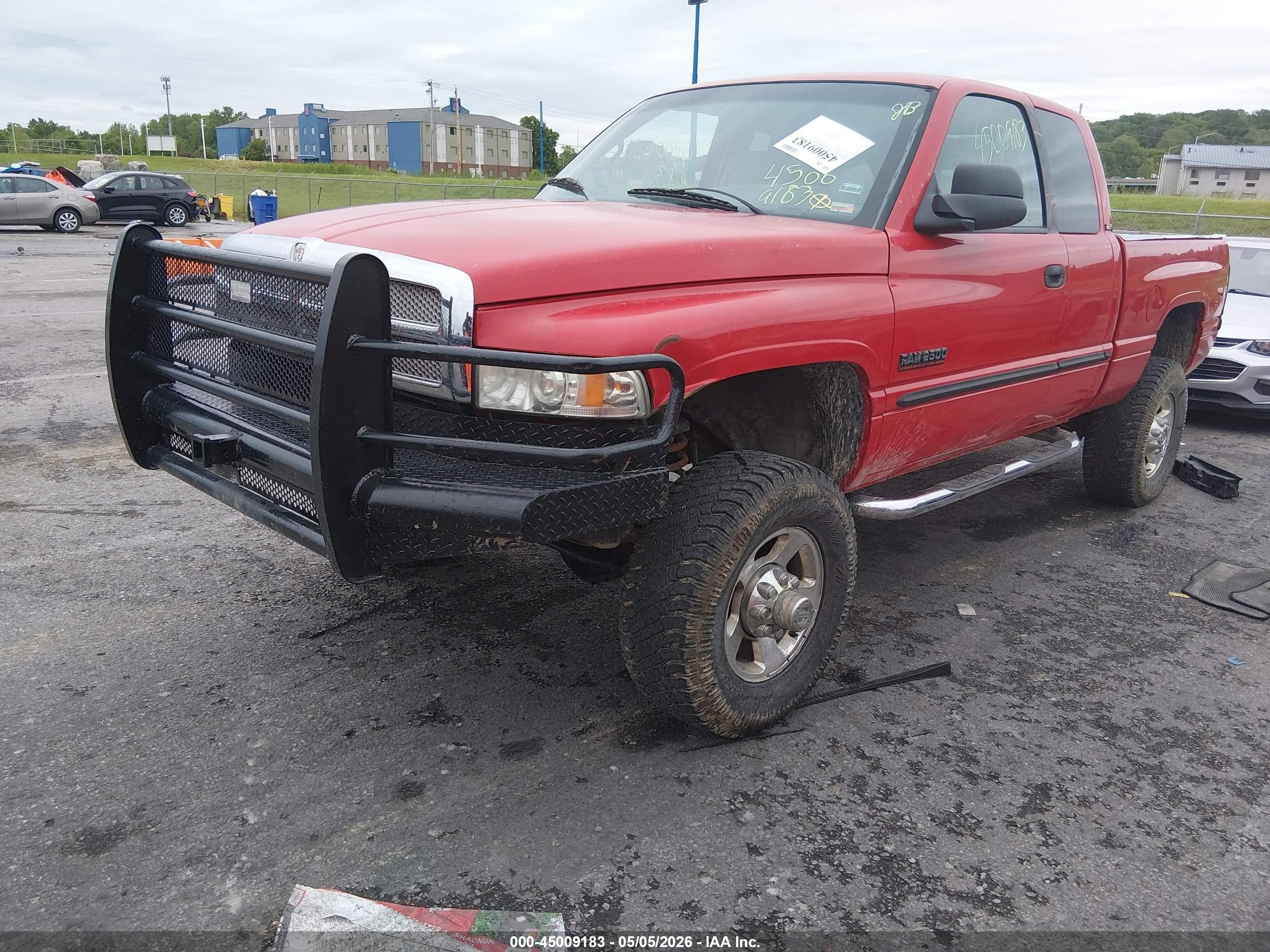 2000 Dodge Ram 2500 St Red vin: 1B7KF236XYJ108375