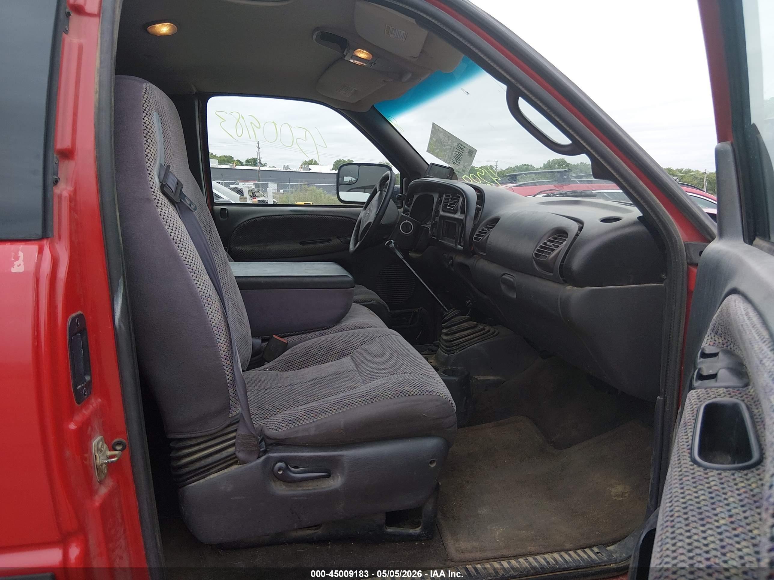 2000 Dodge Ram 2500 St Red vin: 1B7KF236XYJ108375
