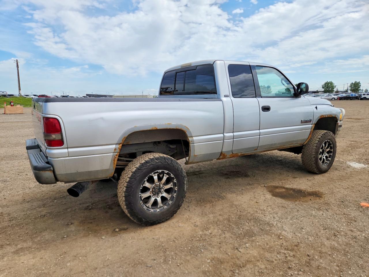2001 Dodge Ram 2500 Silver vin: 1B7KF237X1J583863