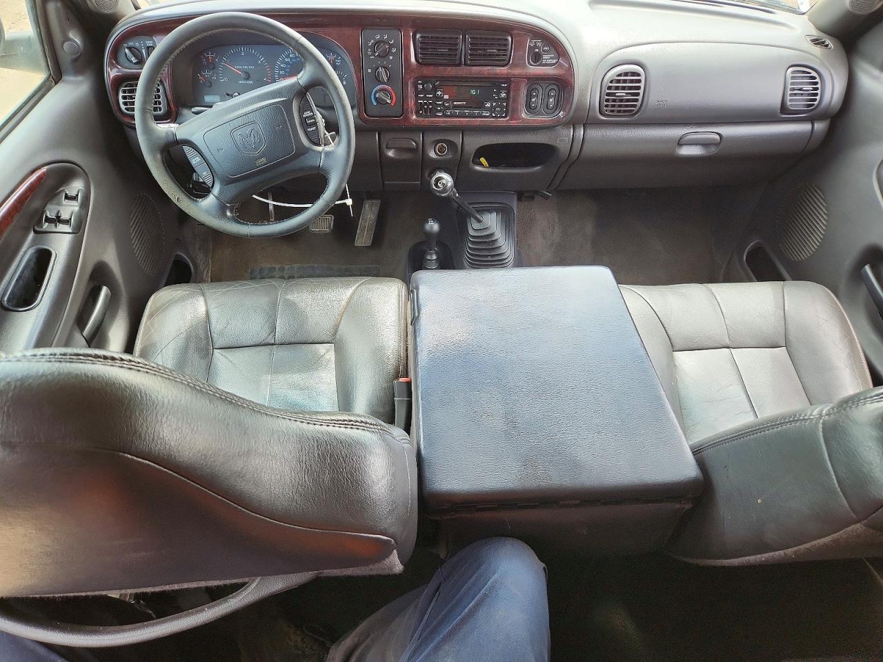 2001 Dodge Ram 2500 Silver vin: 1B7KF237X1J583863