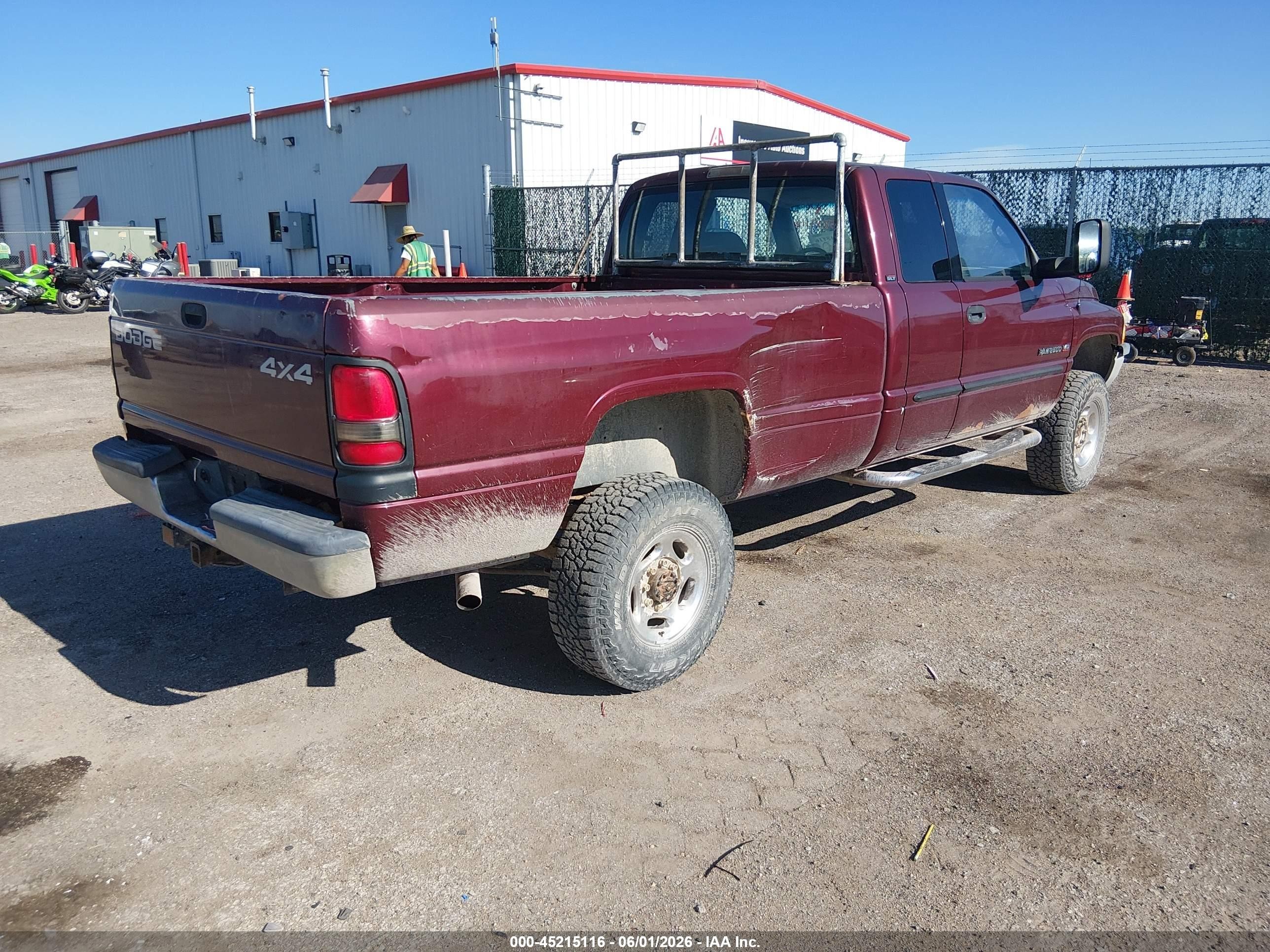 2001 Dodge Ram 2500 St Red vin: 1B7KF23W51J582918