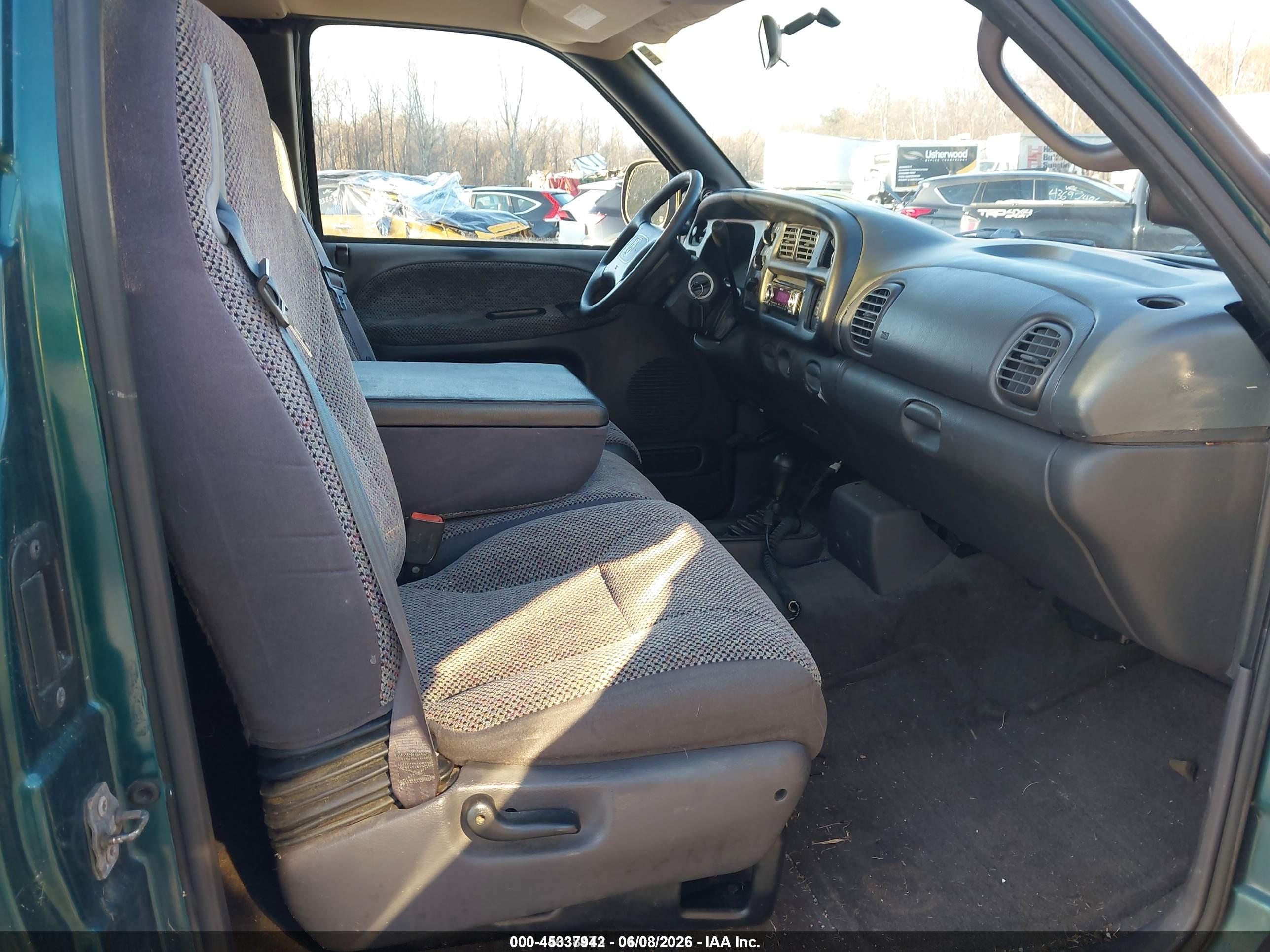 1998 Dodge Ram 2500   Green vin: 1B7KF23W8WJ224509