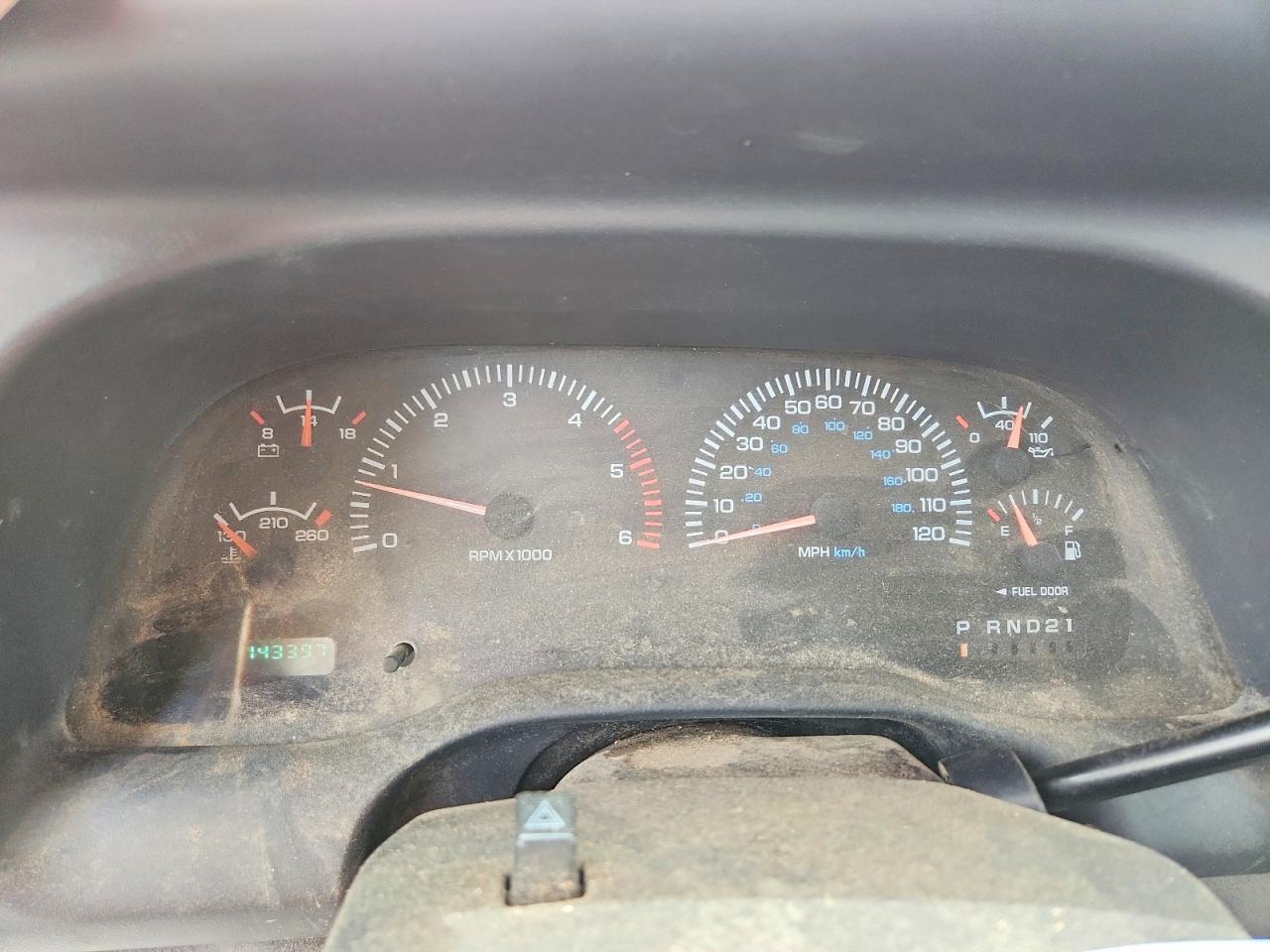 2001 Dodge Ram 2500 Maroon vin: 1B7KF23WX1J195958