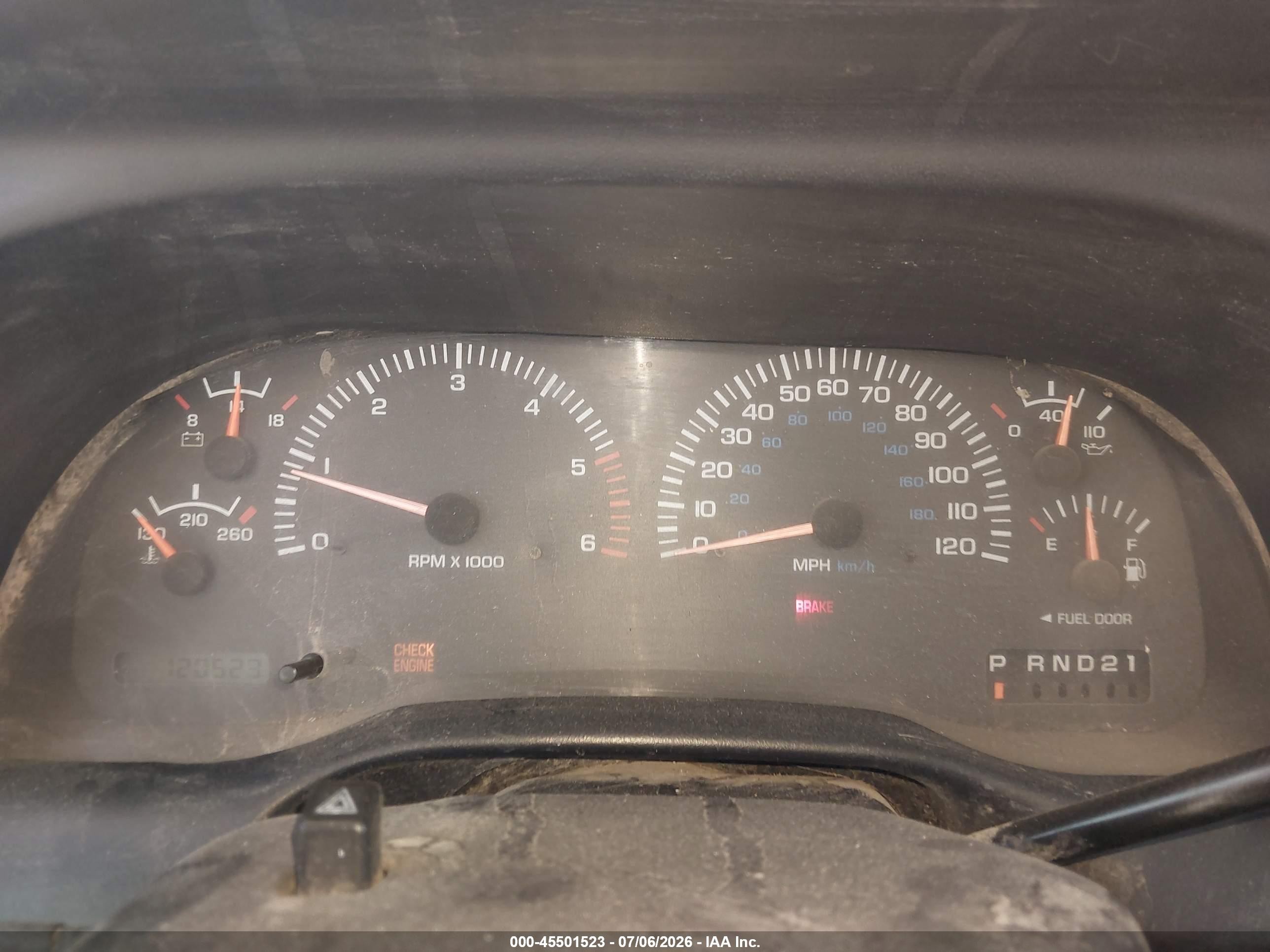 1998 Dodge Ram 2500 St White vin: 1B7KF23Z5WJ261964