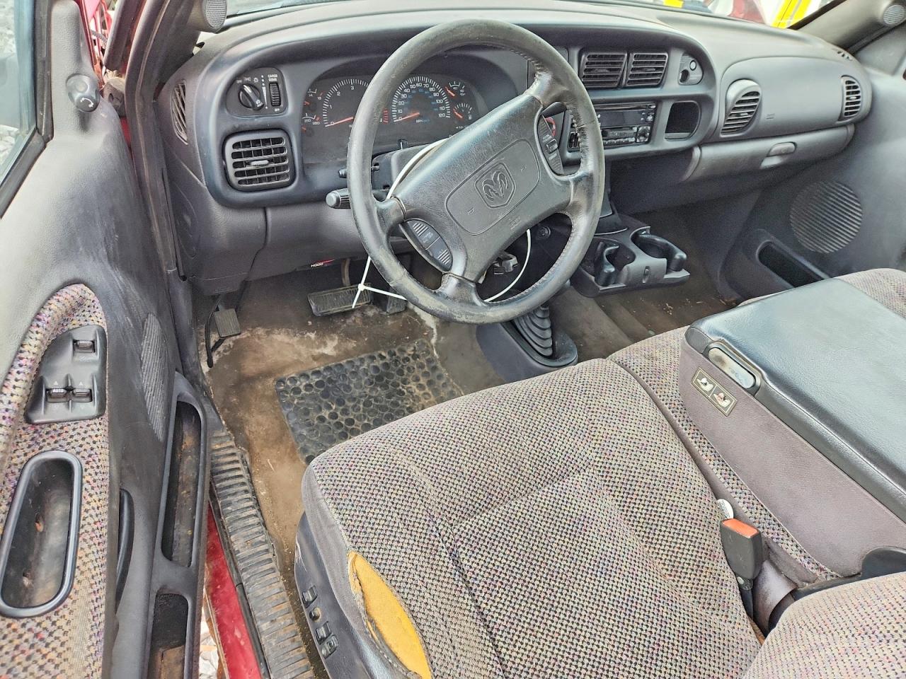1999 Dodge Ram 2500 Burgundy vin: 1B7KF23Z8XJ539886