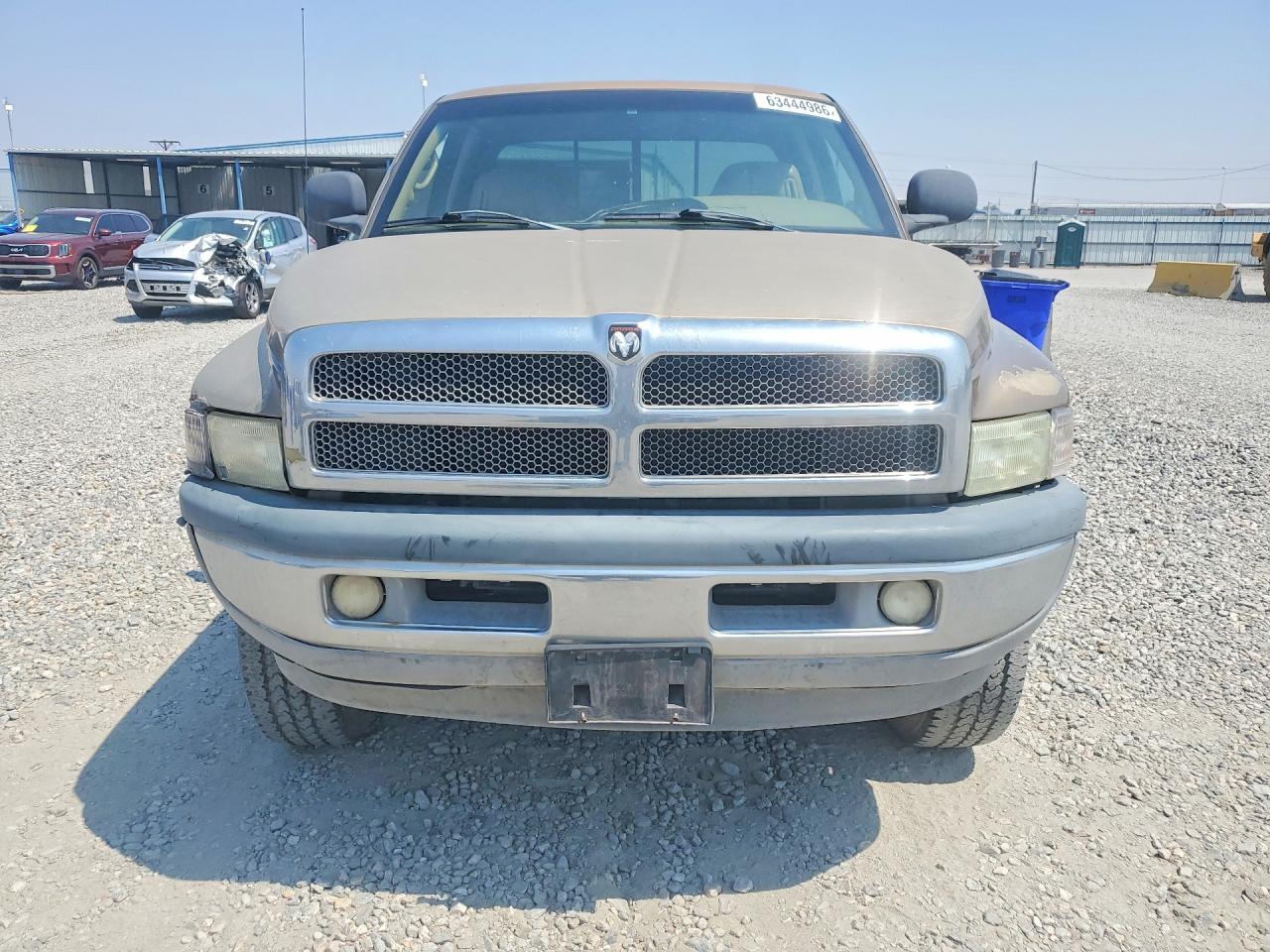 2000 Dodge Ram 2500 Желто-коричневый vin: 1B7KF23Z9YJ155391
