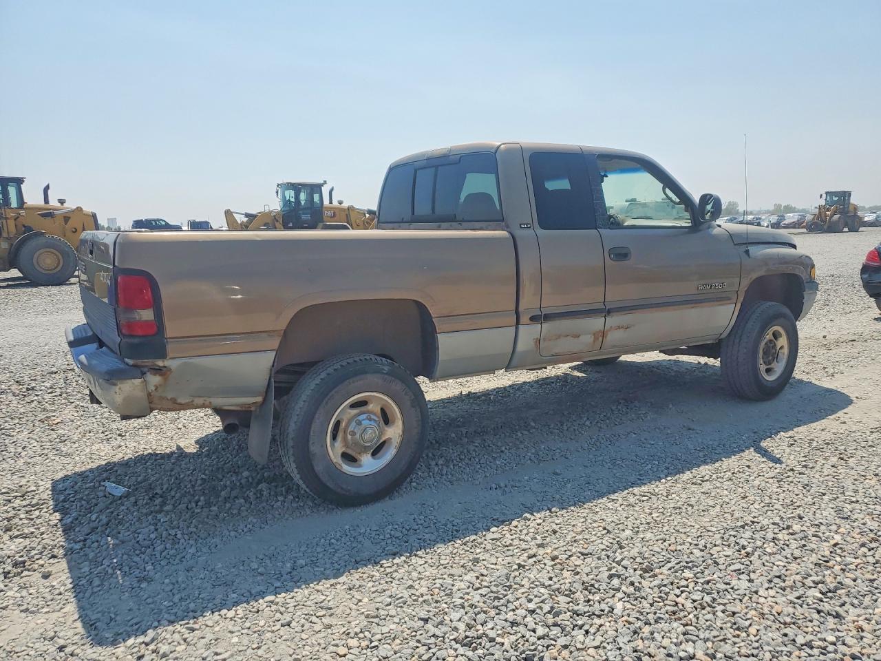 2000 Dodge Ram 2500 Желто-коричневый vin: 1B7KF23Z9YJ155391