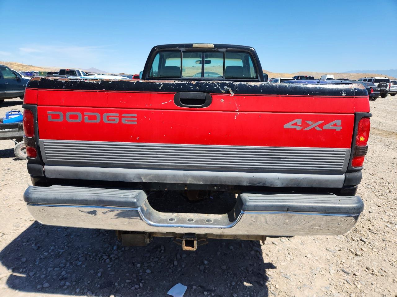 1994 Dodge Ram 2500 Red vin: 1B7KF26WXRS602159