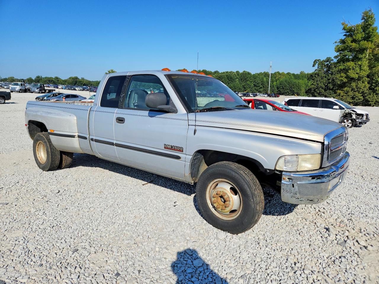 1999 Dodge Ram 3500 Silver vin: 1B7MC3363XJ620646