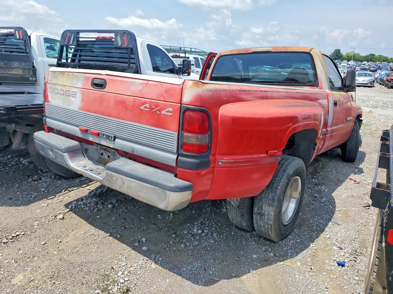 1994 Dodge Ram 3500 Red vin: 1B7MC36C6RS686722
