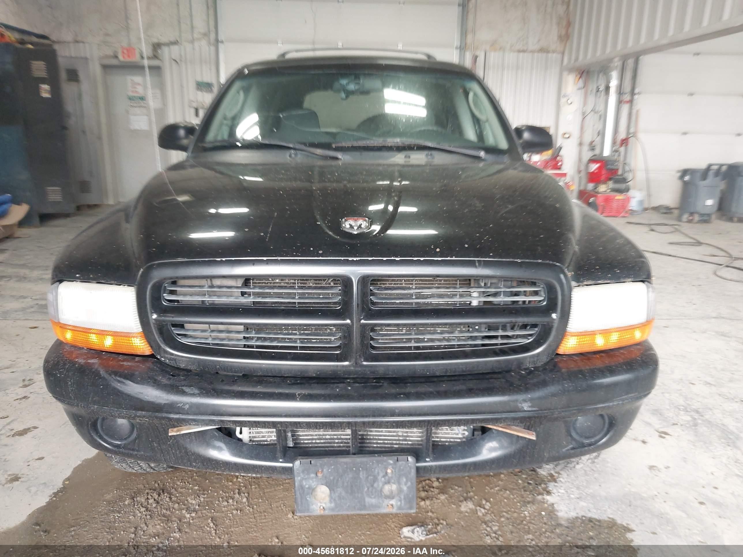 2002 Dodge Durango Sport Black vin: 1B8HS38N02F153844