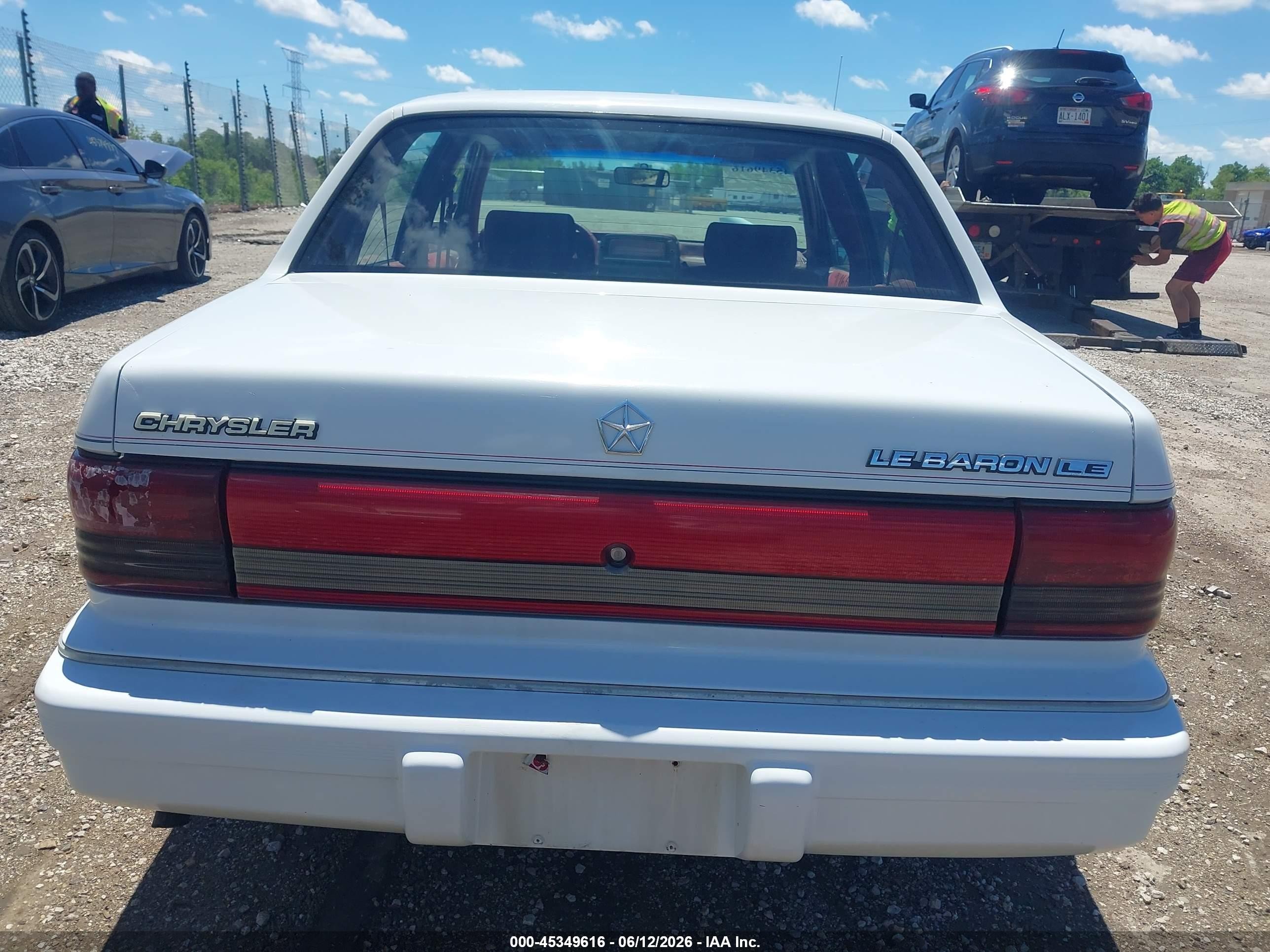 1994 Chrysler Lebaron Le A-body White vin: 1C3AA3637RF220805
