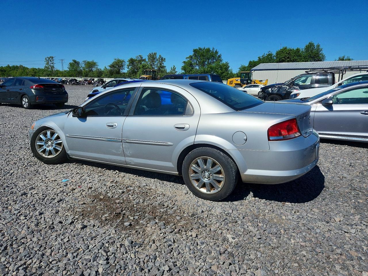2005 Chrysler Sebring Limited Серебряный vin: 1C3AL66RX5N707948