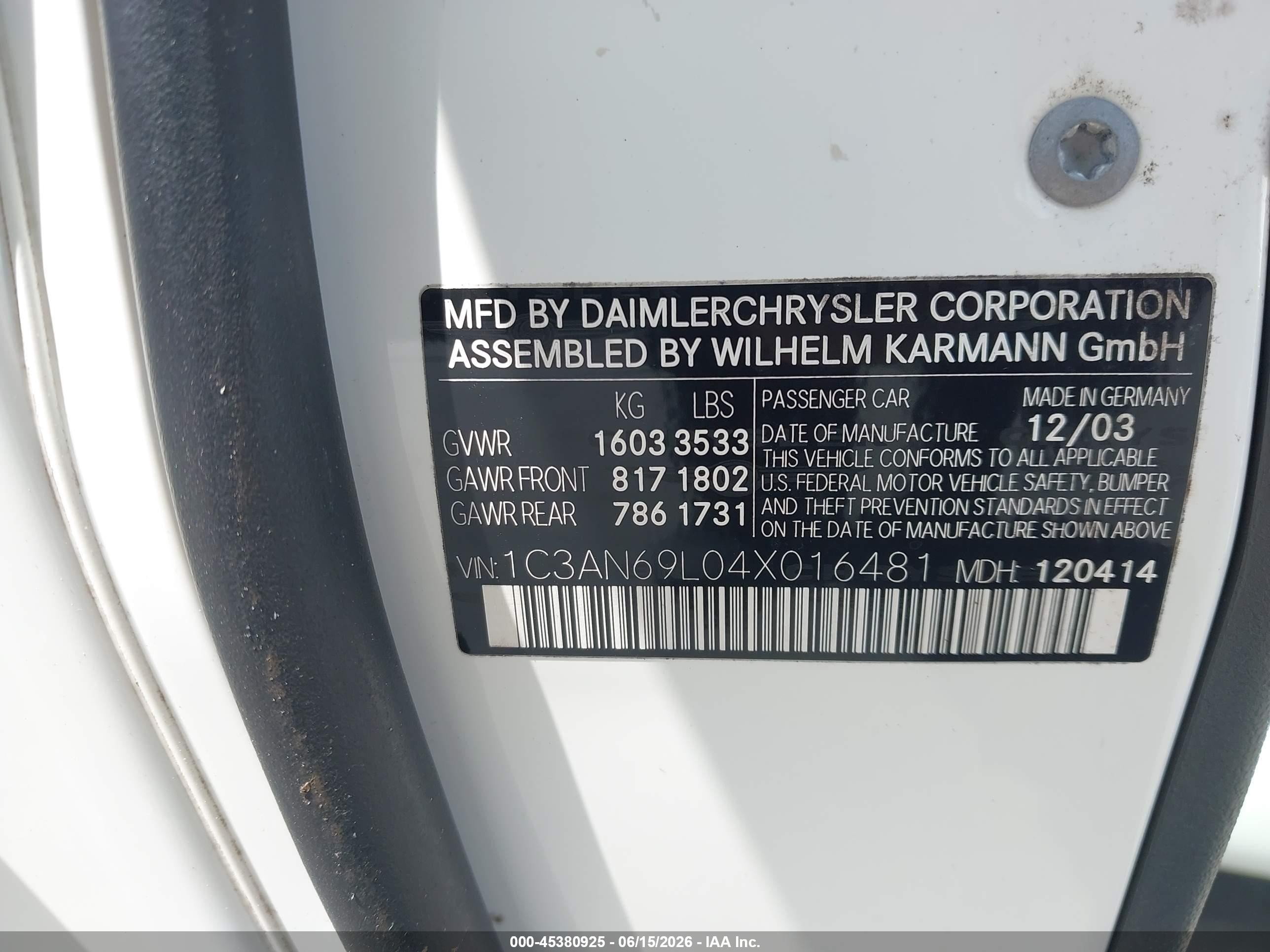 2004 Chrysler Crossfire   White vin: 1C3AN69L04X016481